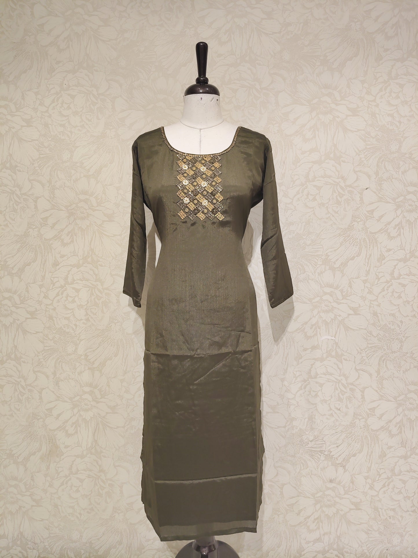 OFFER SALES TOPS COLLECTIONS - IHA 28479