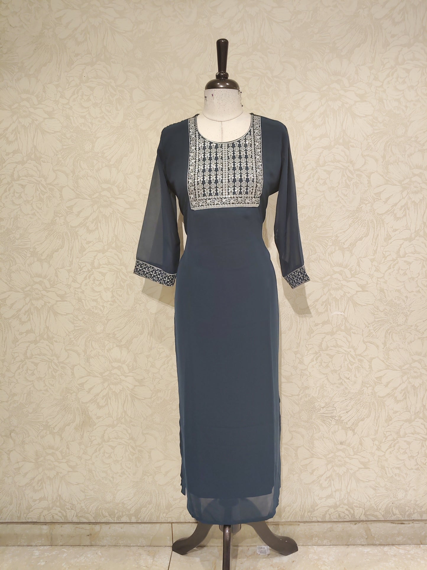 OFFER SALES TOP ONLY COLLECTIONS  - IHA 27845