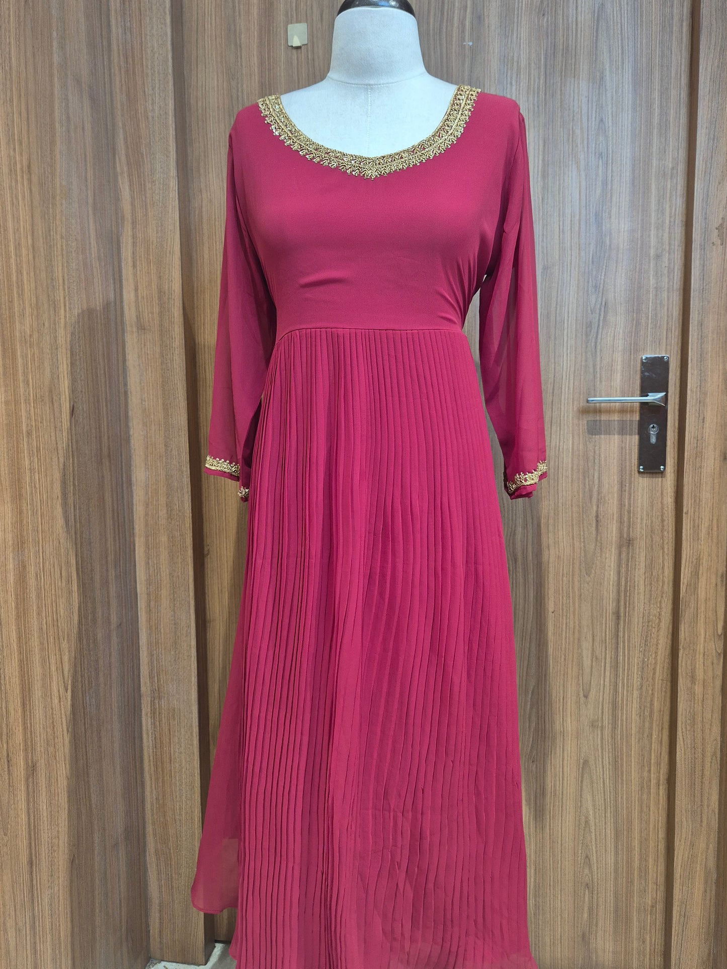 OFFER SALES TOPS COLLECTIONS - IHA 26789