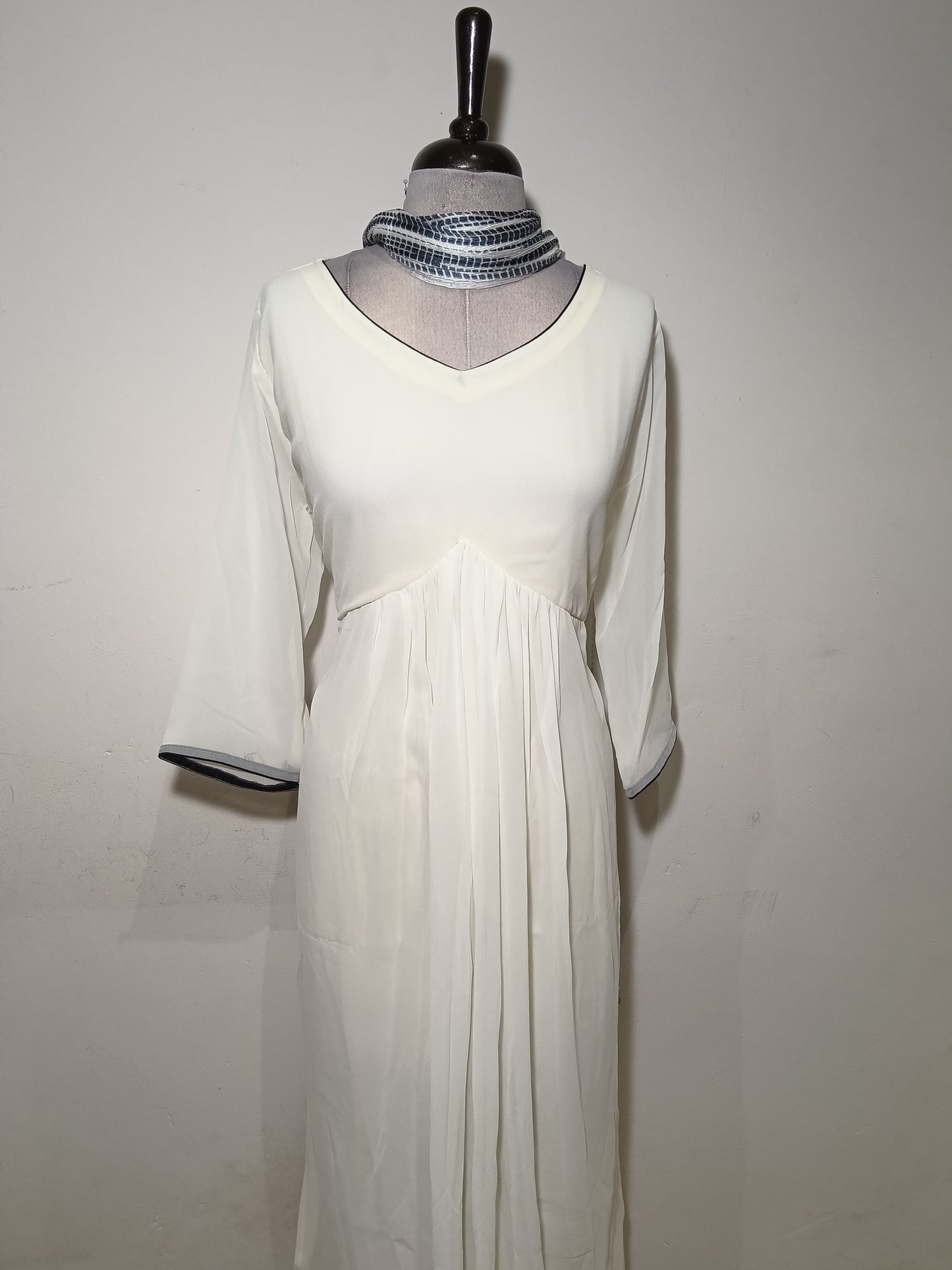 OFFER SALES TOPS  -  IHA 34756