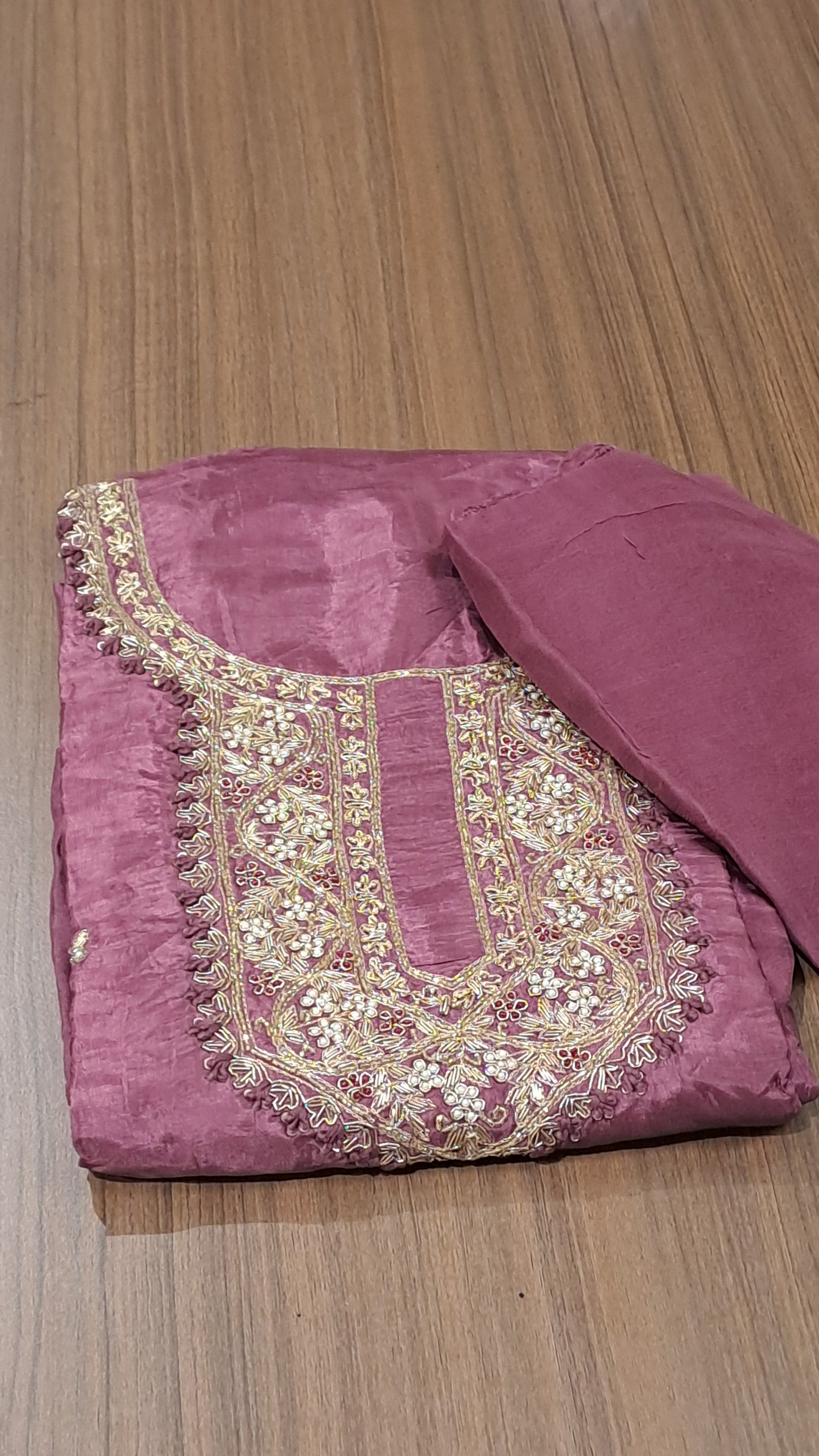 OFFER SALES UNSTITCHED SALWAR SUITS -  IHA 33836