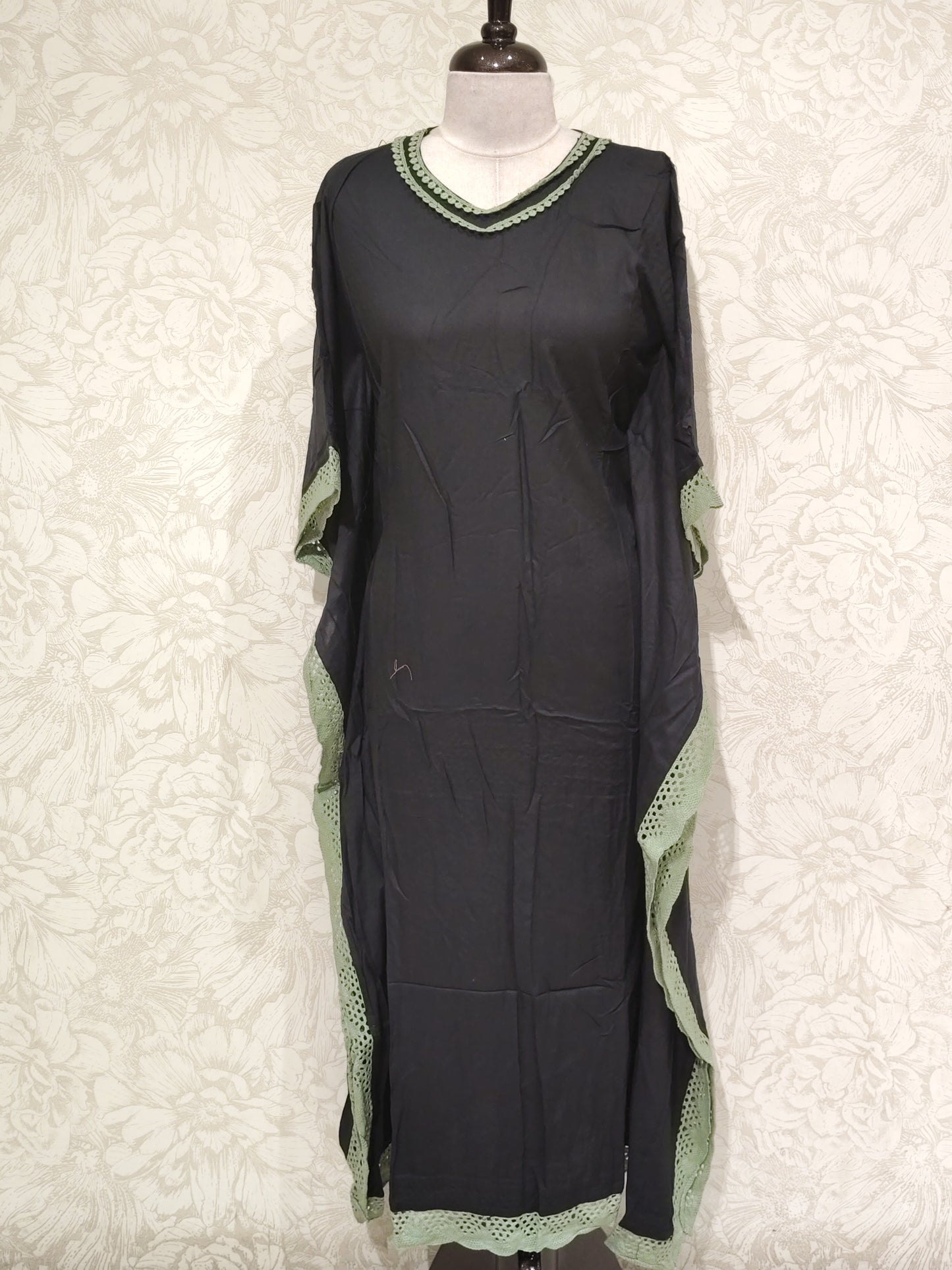 OFFER SALES TOPS COLLECTIONS - IHA 27163
