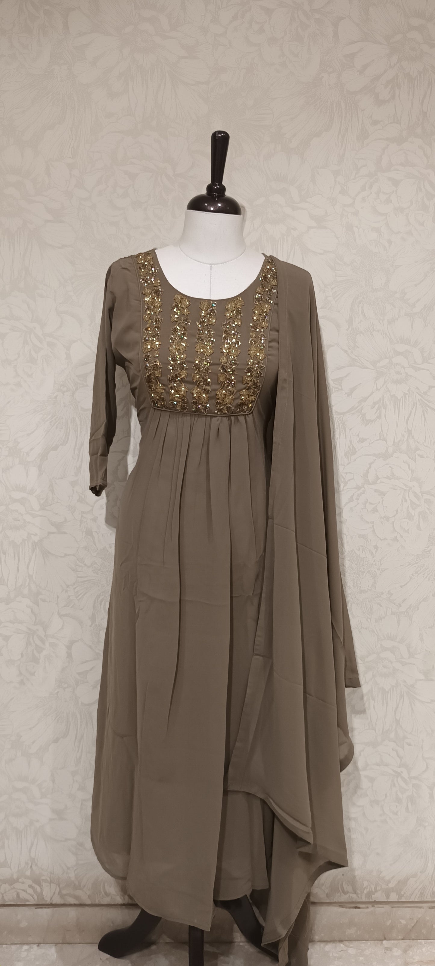 OFFER SALES TOPS COLLECTIONS - IHA 27133