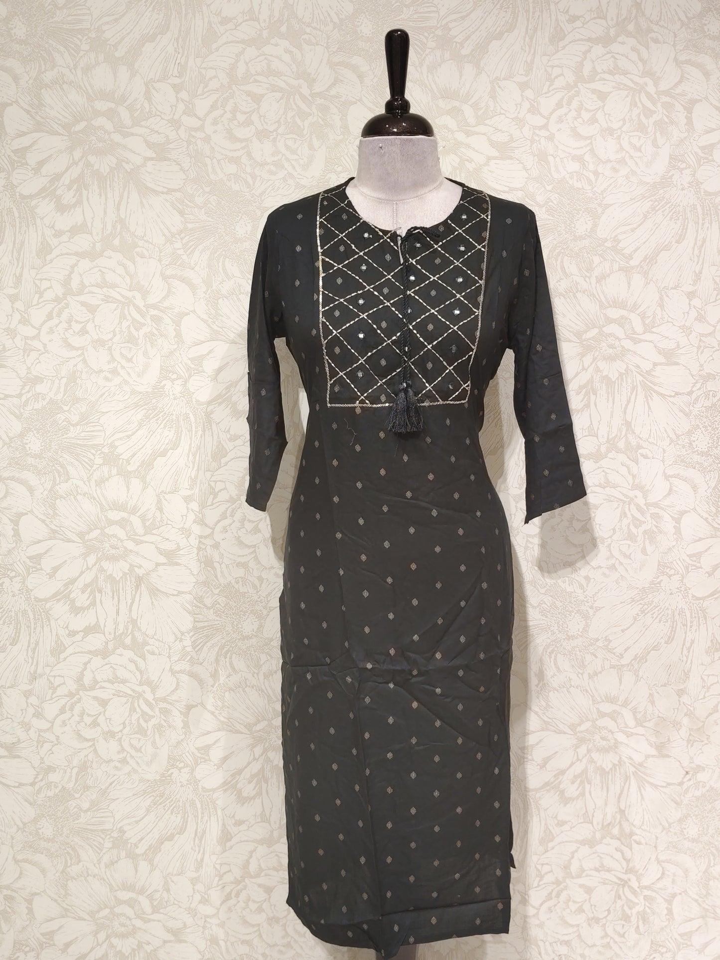 OFFER SALES TOPS COLLECTIONS - IHA 27082