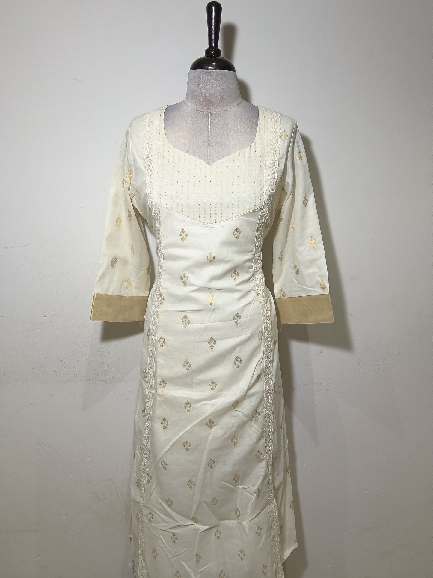 OFFER SALES TOPS  -  IHA 34756