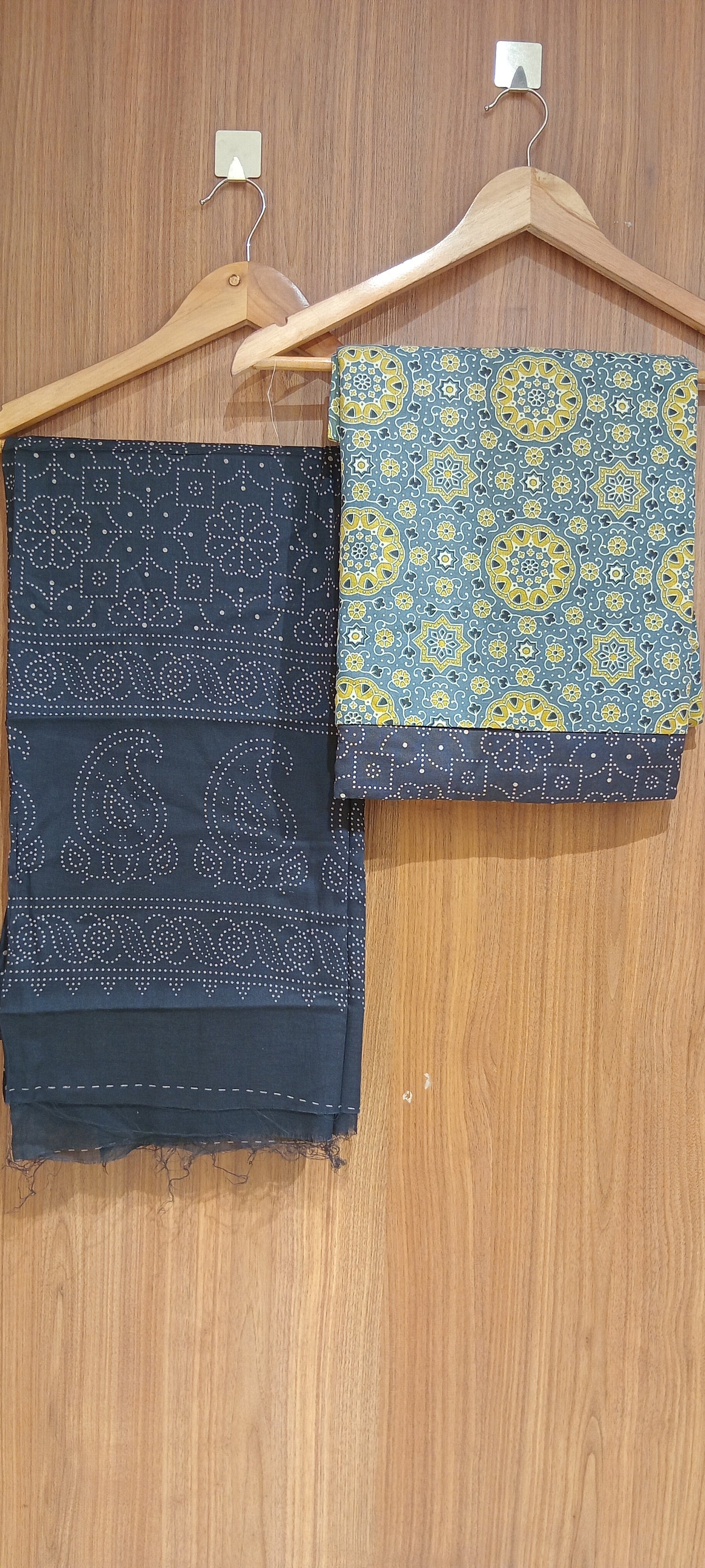 OFFER SALES UNSTITCHED SALWAR  - IHA 27658