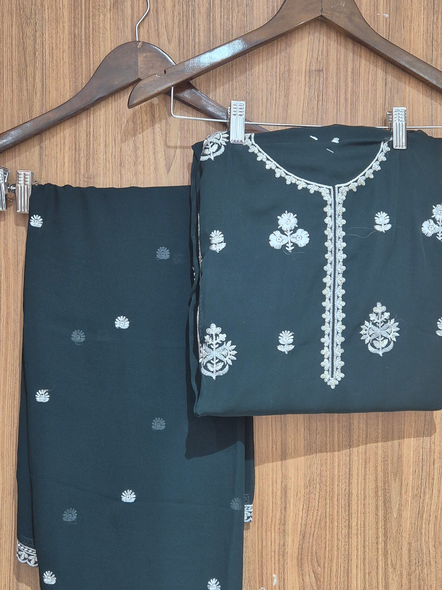 OFFER SALES UNSTITCHED SALWAR SUITS - IHA 26931