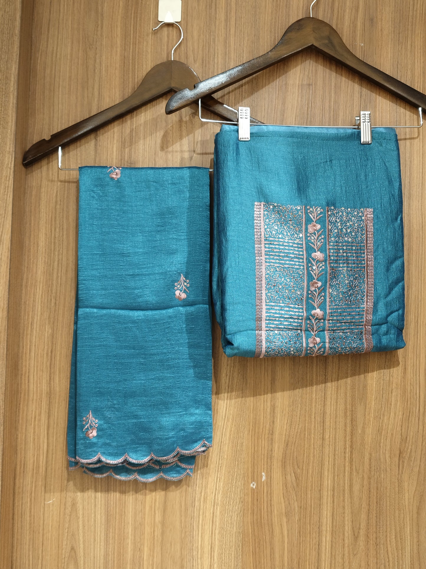 OFFER SALES UNSTITCHED SALWAR  - IHA 27602