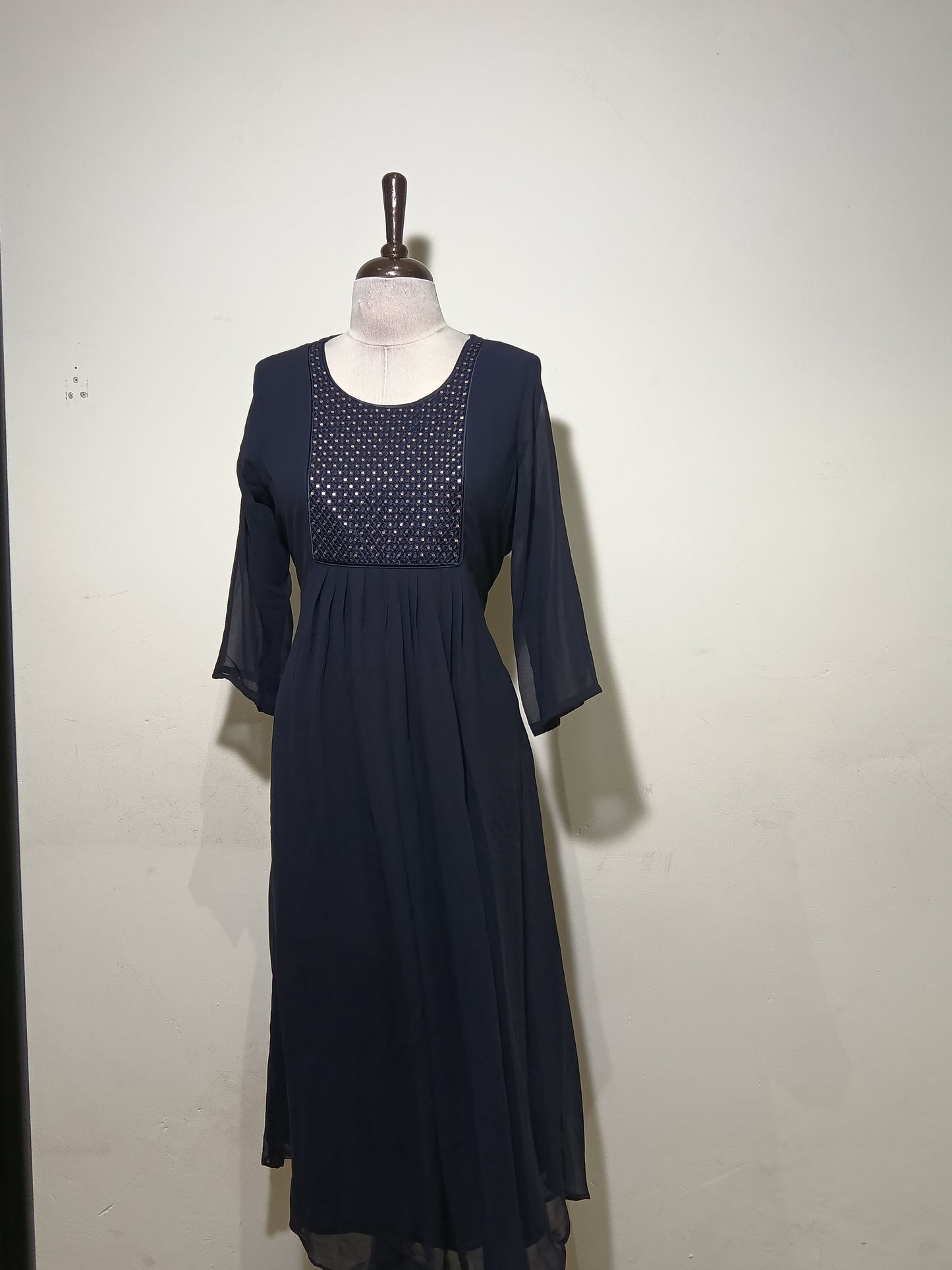 OFFER SALES TOP'S-  IHA 34857