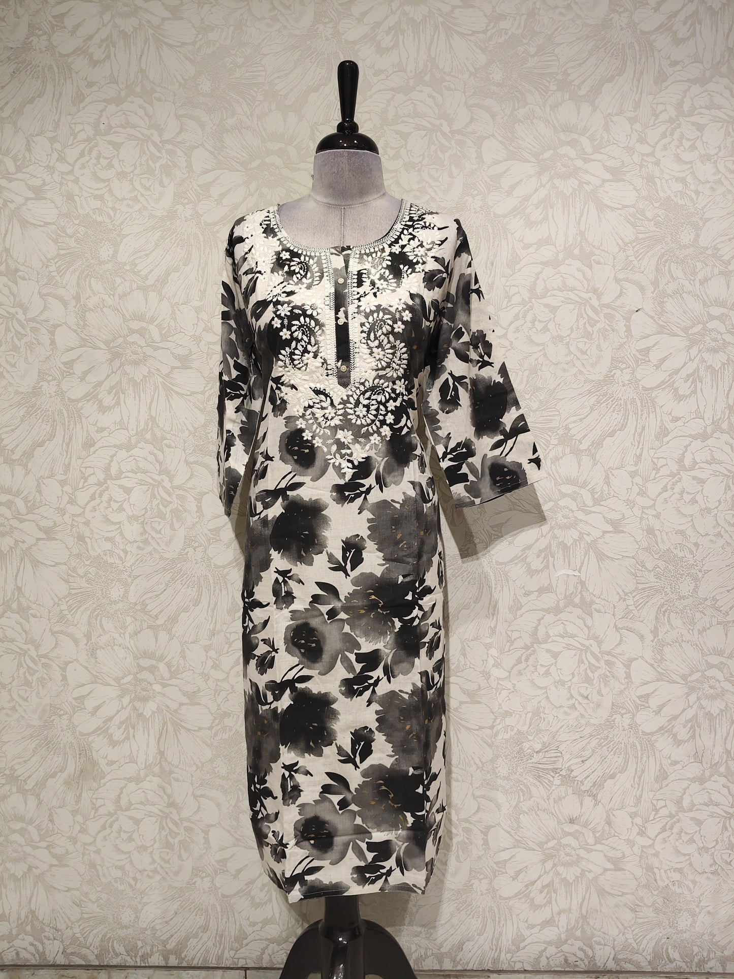 OFFER SALES TOPS COLLECTIONS - IHA 28479