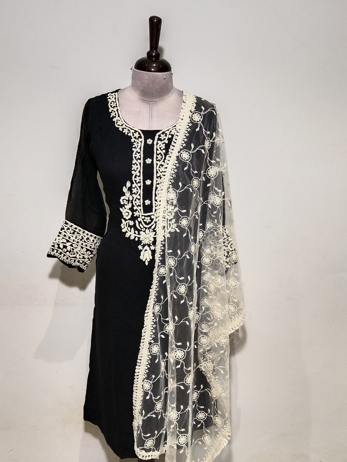 OFFER SALES TOP'S -  IHA 35832