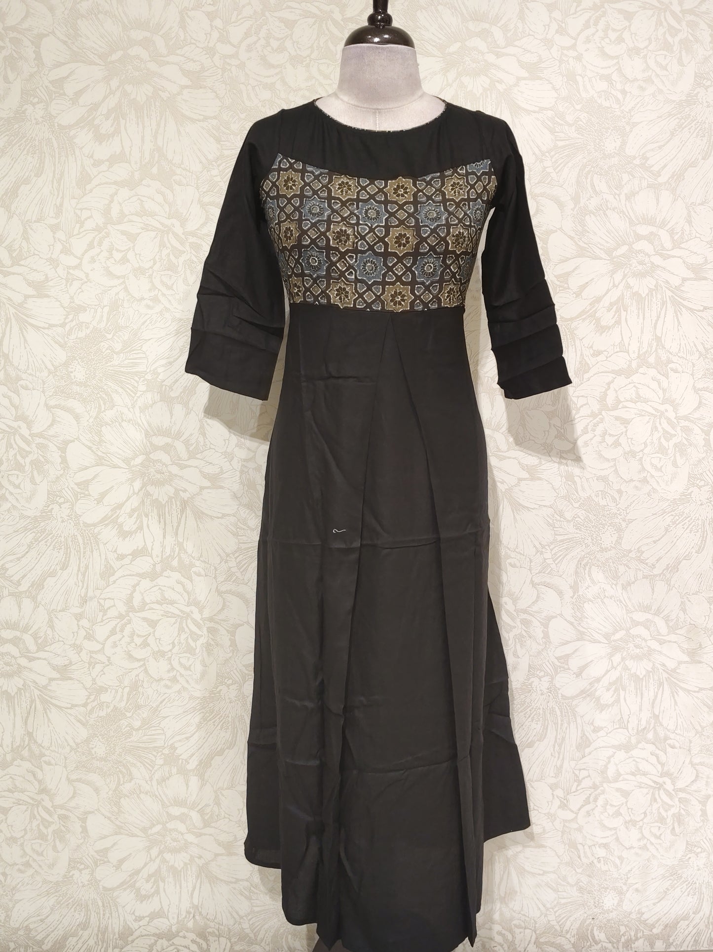 OFFER SALES TOPS COLLECTIONS - IHA 27163