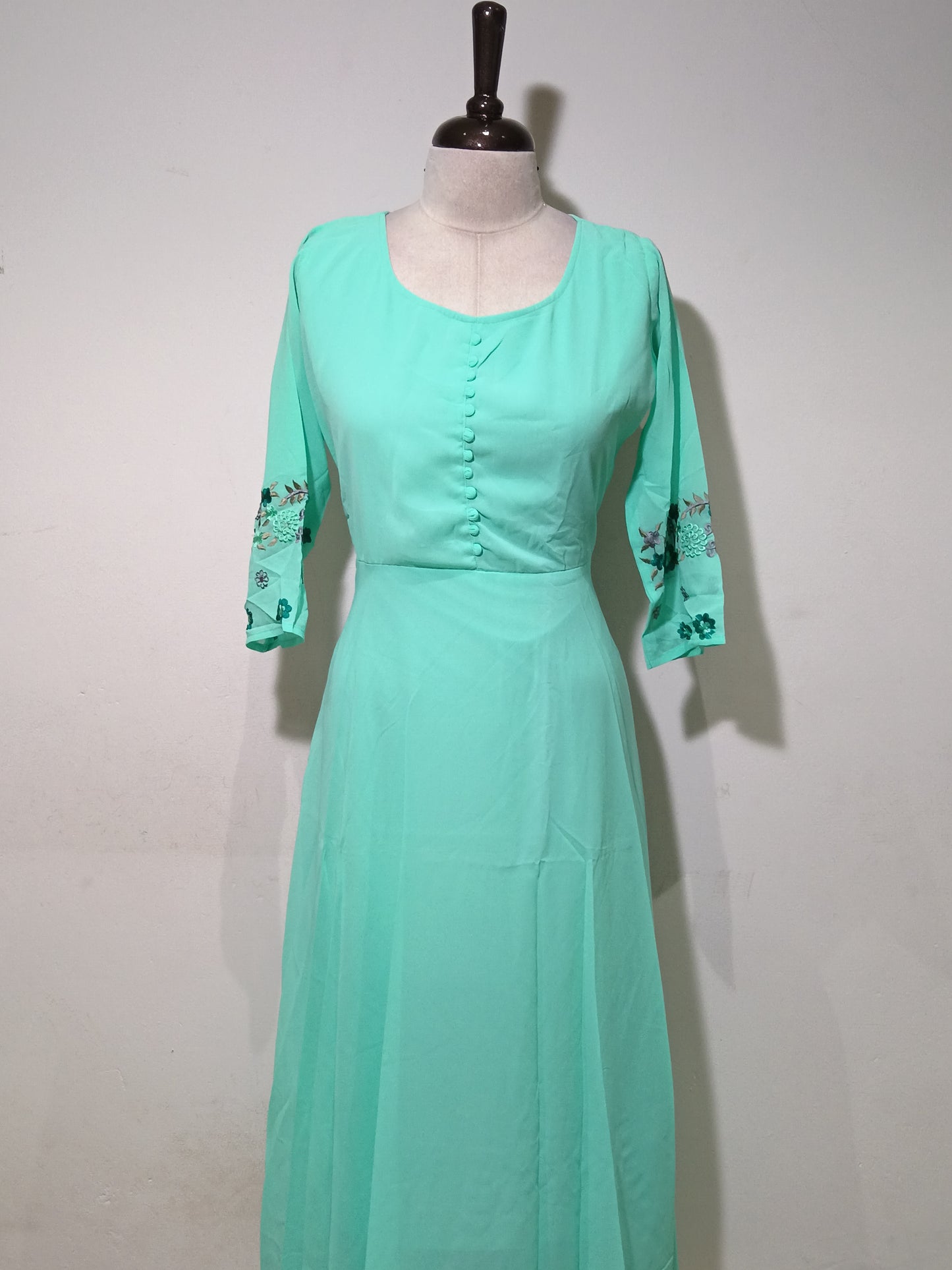 OFFER SALES TOP'S-  IHA 34811