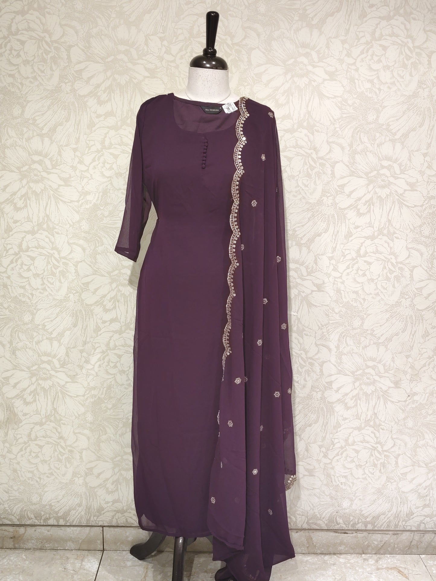 OFFER SALES TOPS COLLECTIONS  - IHA 27140