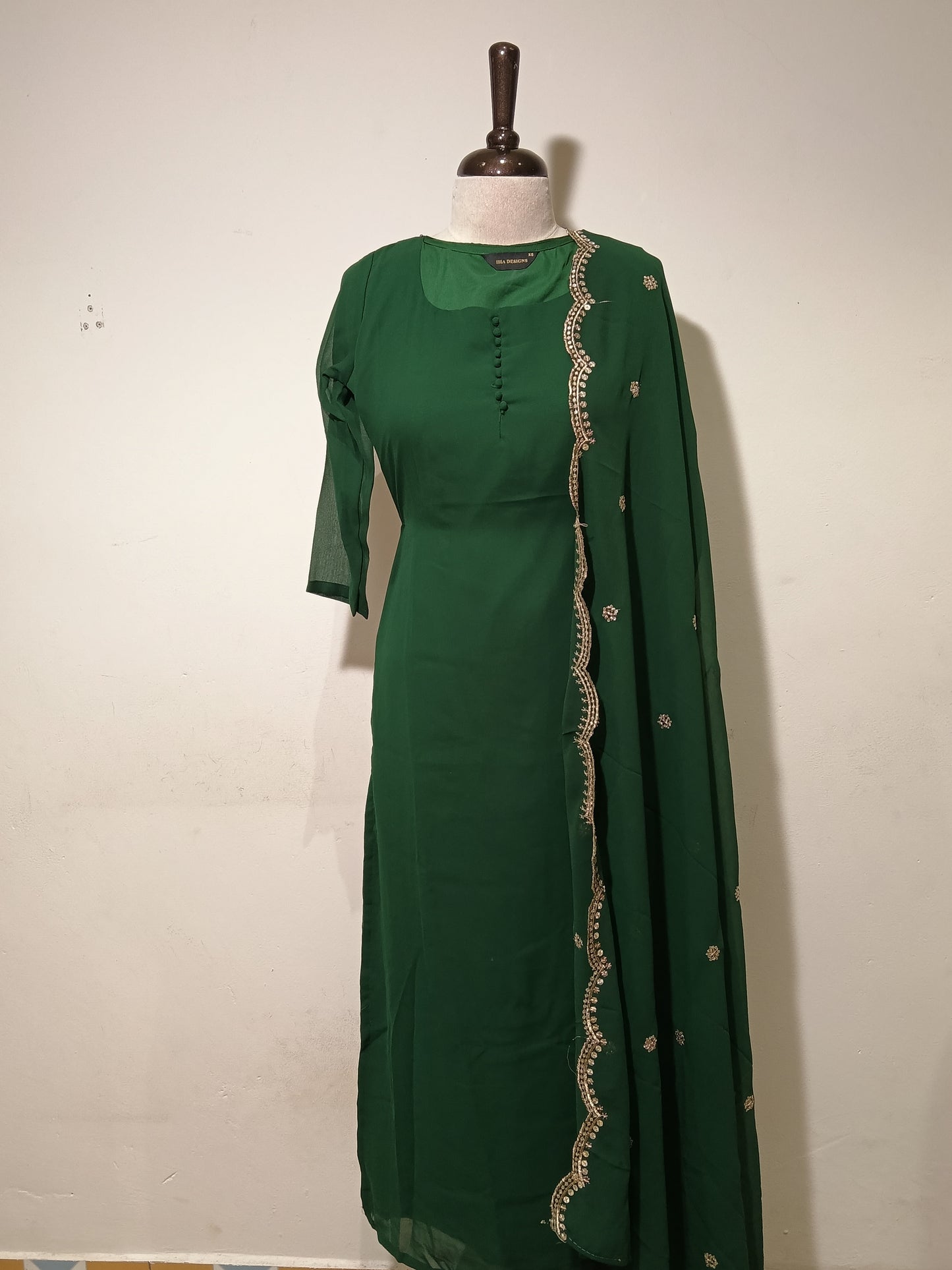 OFFER SALES TOP'S-  IHA 34811