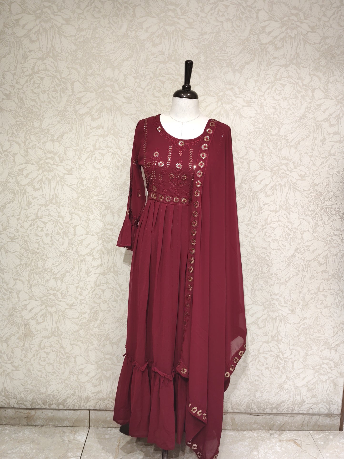 OFFER SALES TOPS COLLECTIONS  - IHA 27140