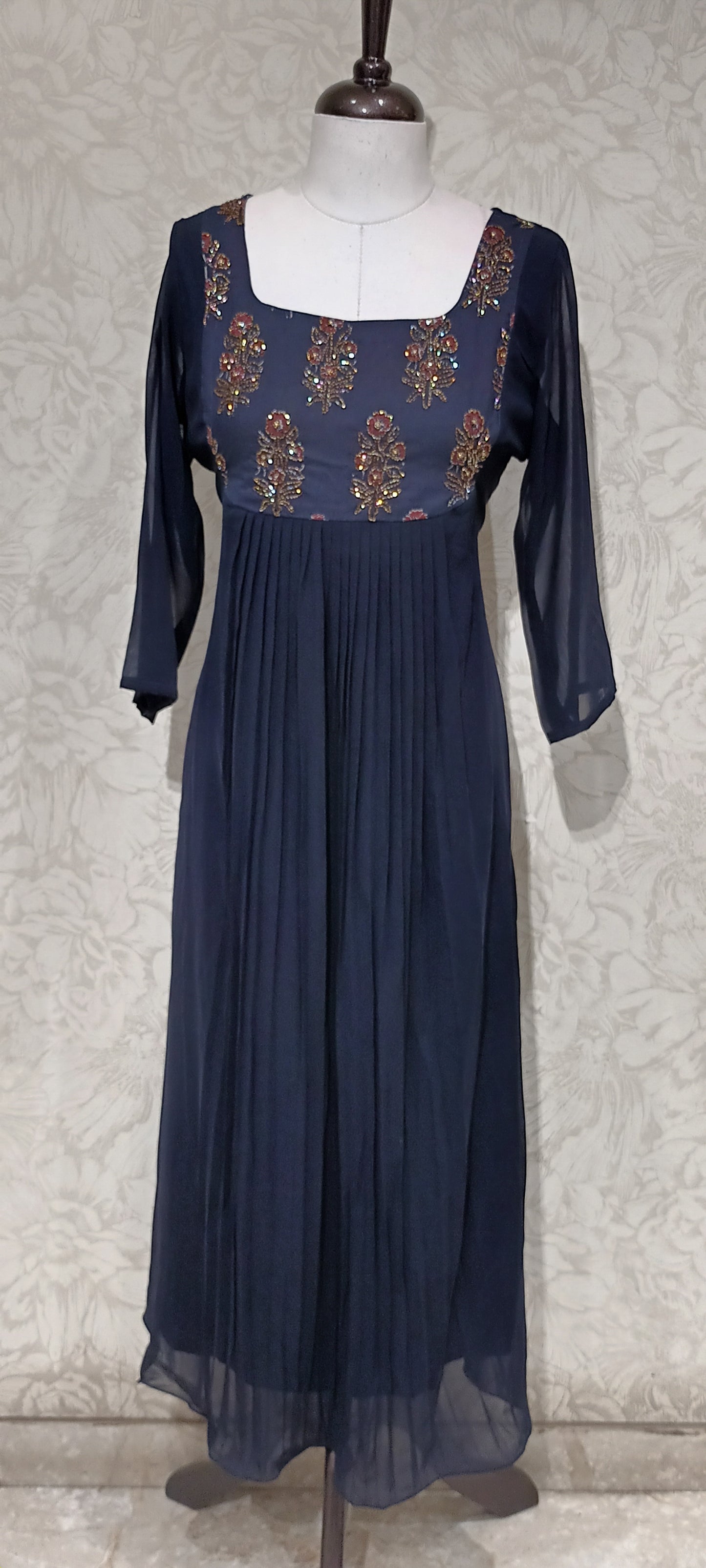 OFFER SALES TOPS COLLECTIONS - IHA 27133