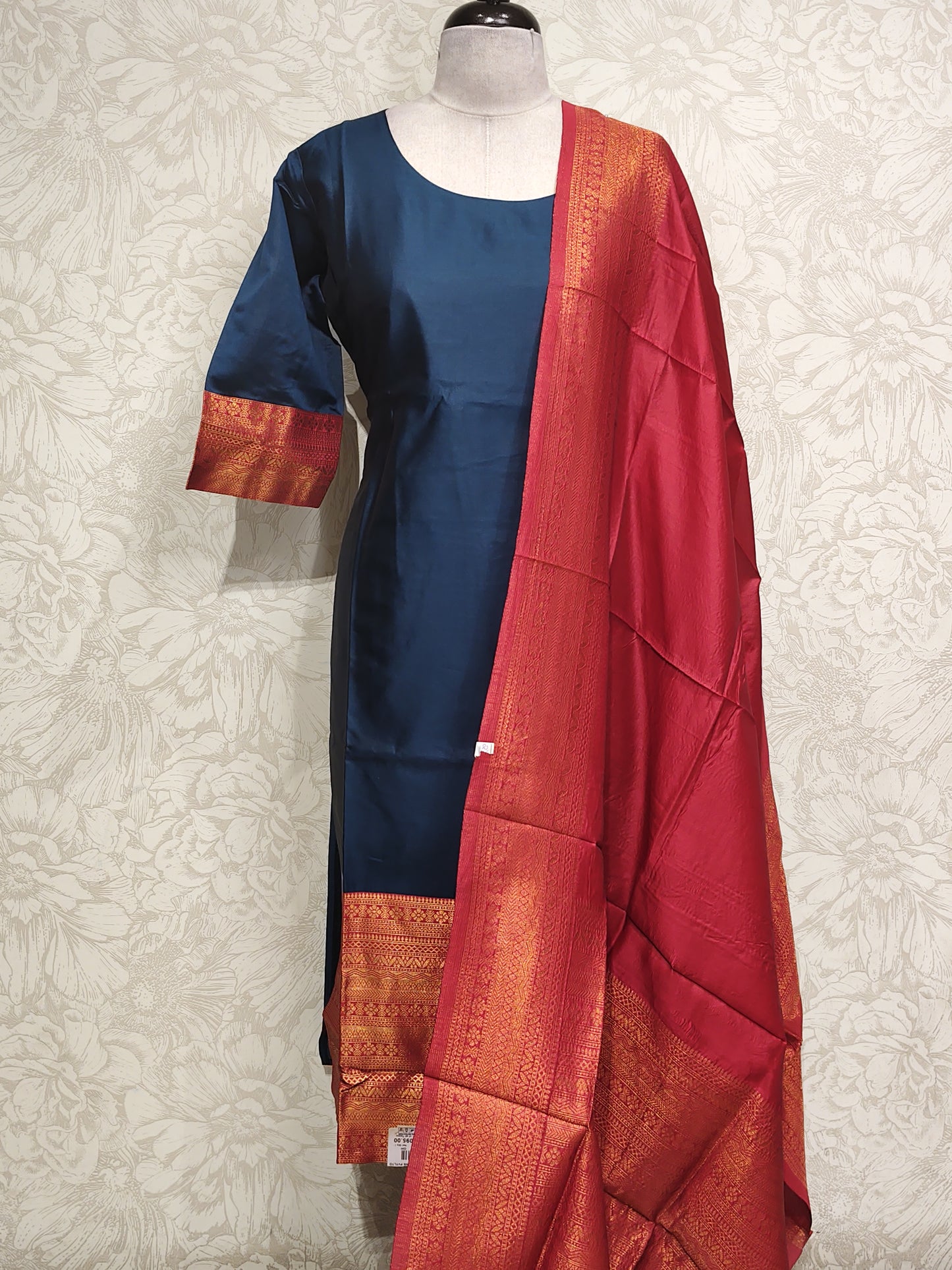 OFFER SALES TOPS COLLECTIONS - IHA 26951