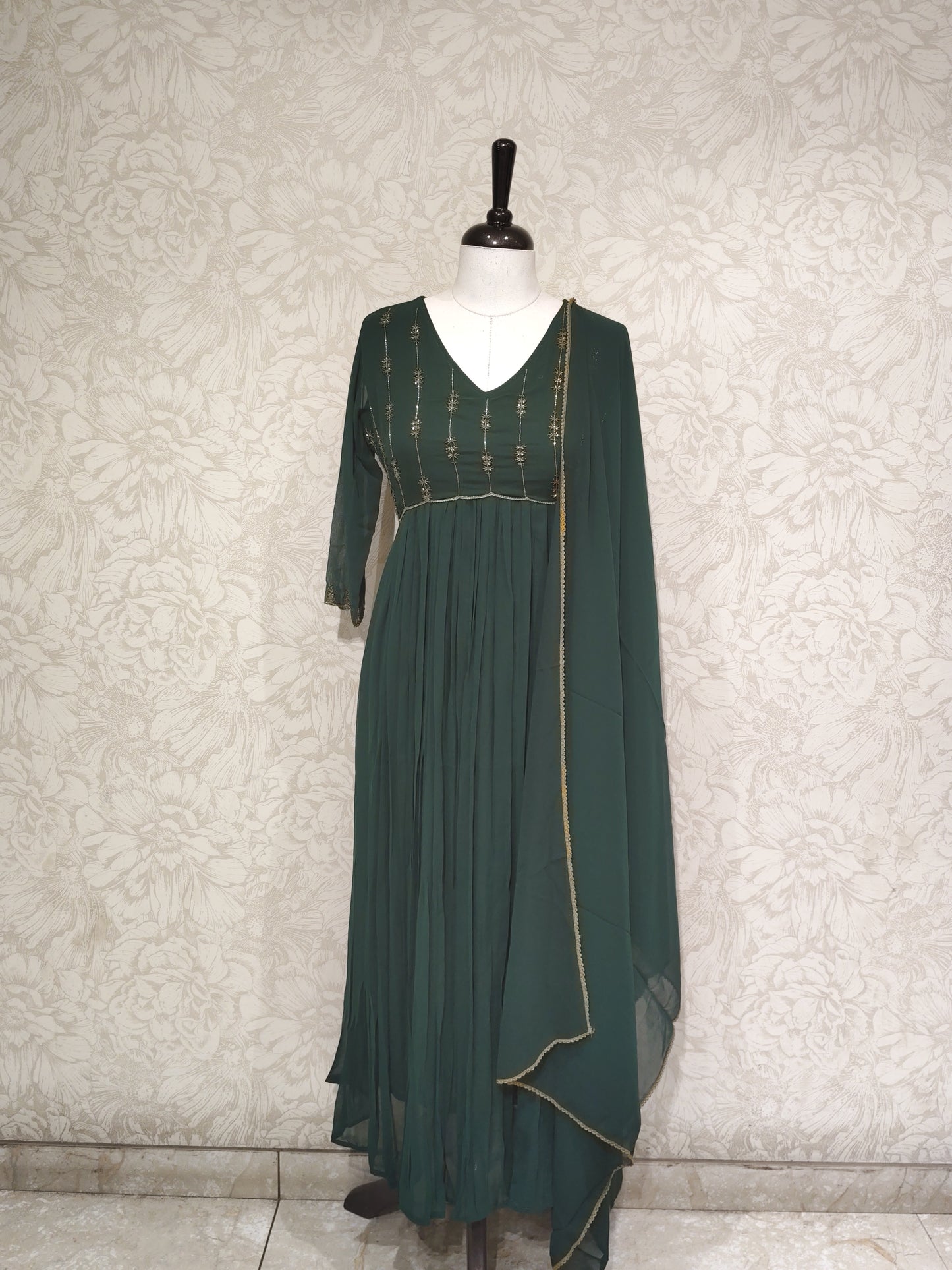 OFFER SALES TOPS COLLECTIONS  - IHA 27140