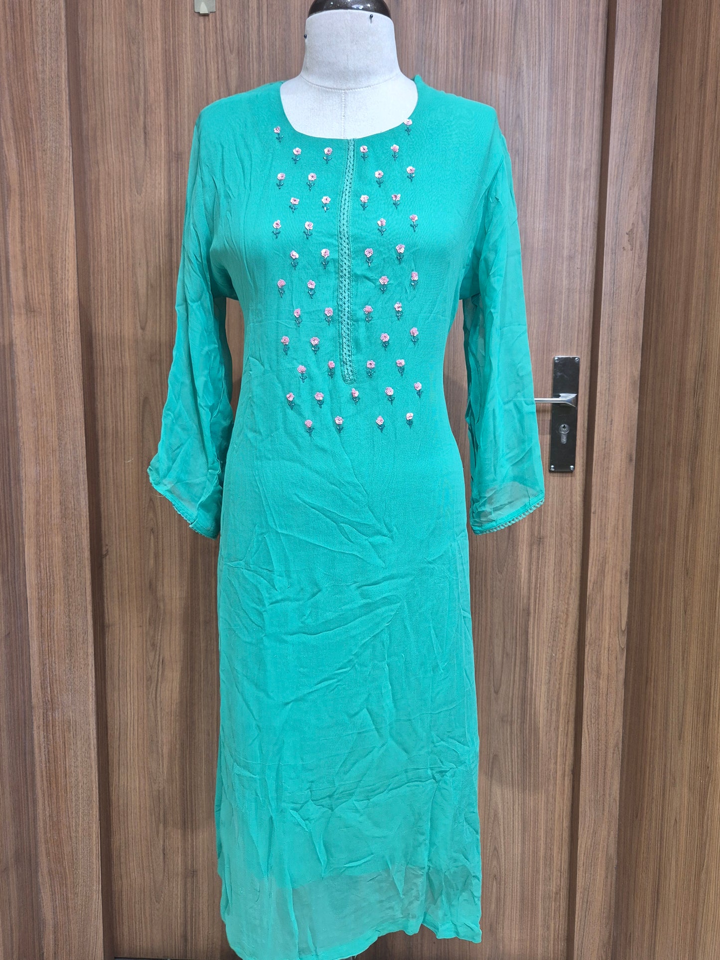 OFFER SALES TOPS COLLECTIONS  - IHA 26749