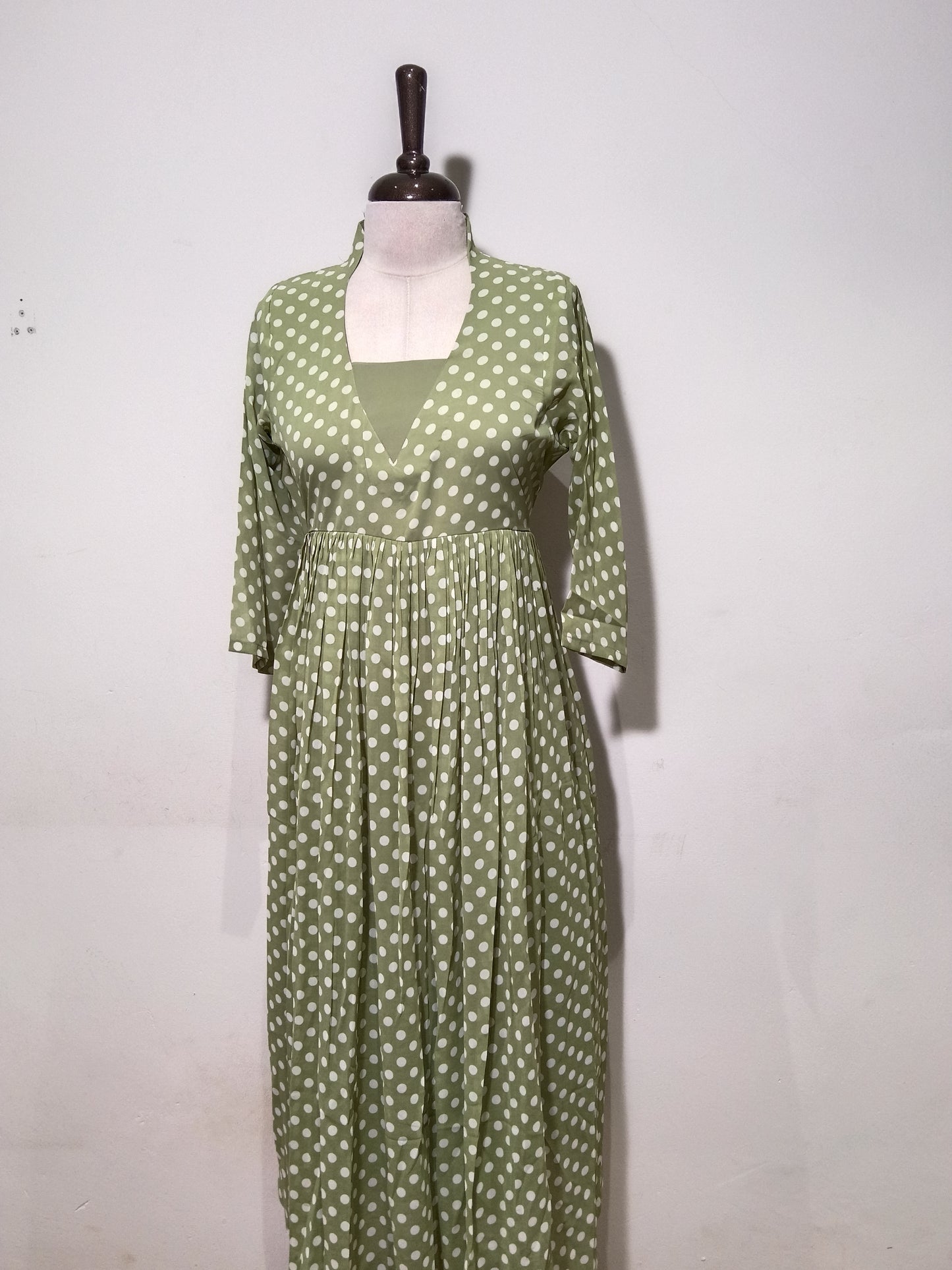 OFFER SALES TOP'S-  IHA 35109