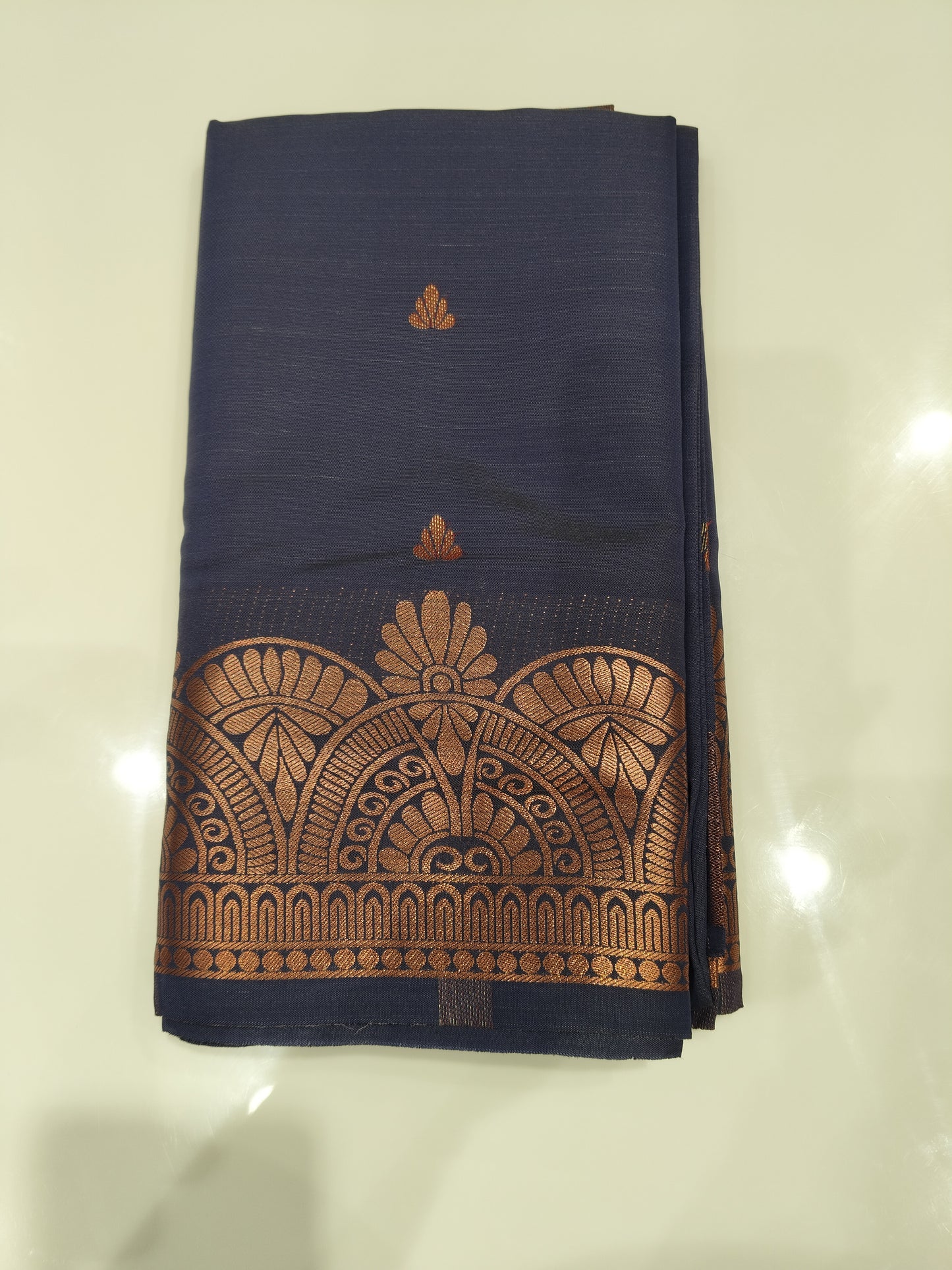 OFFER SALES SAREES - IHA 27601