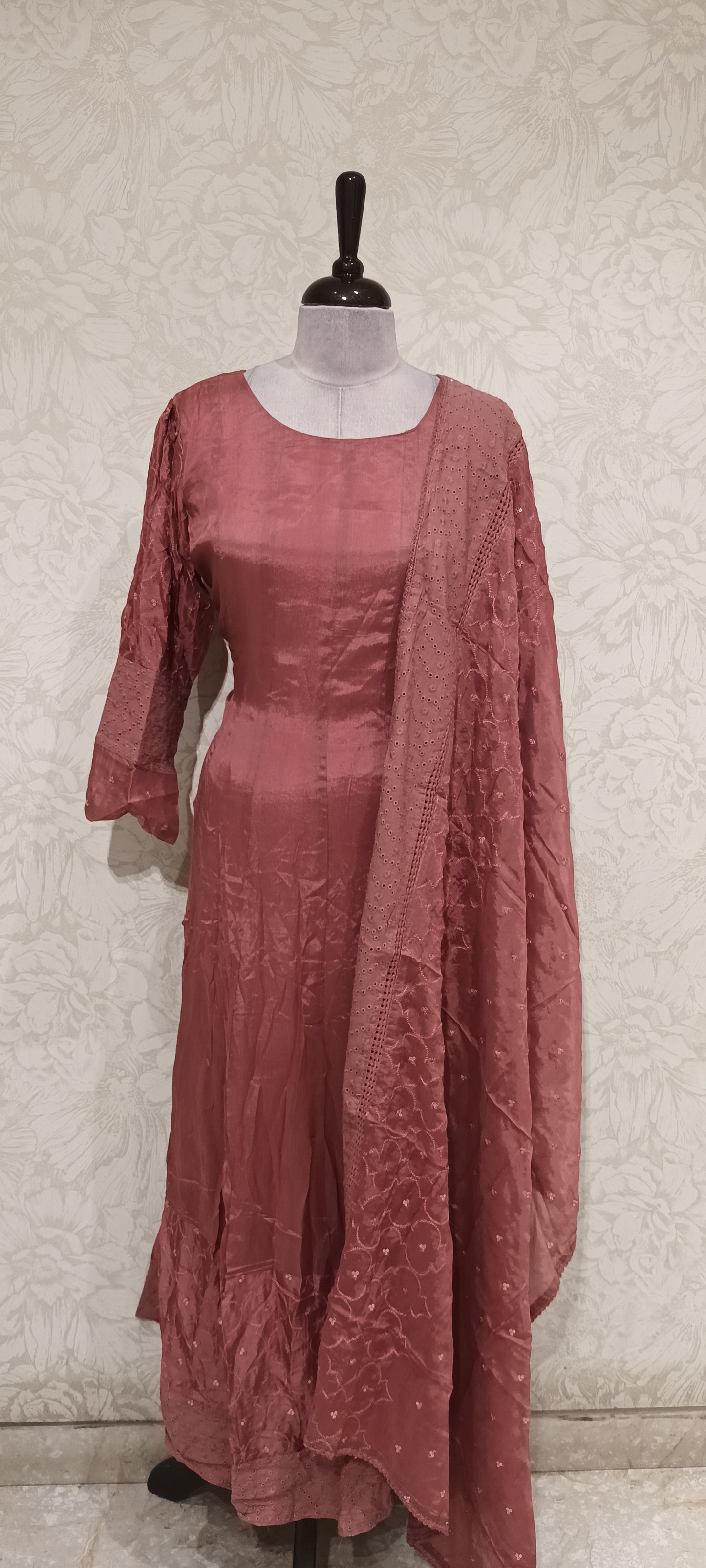 OFFER SALES TOPS COLLECTIONS - IHA 27133