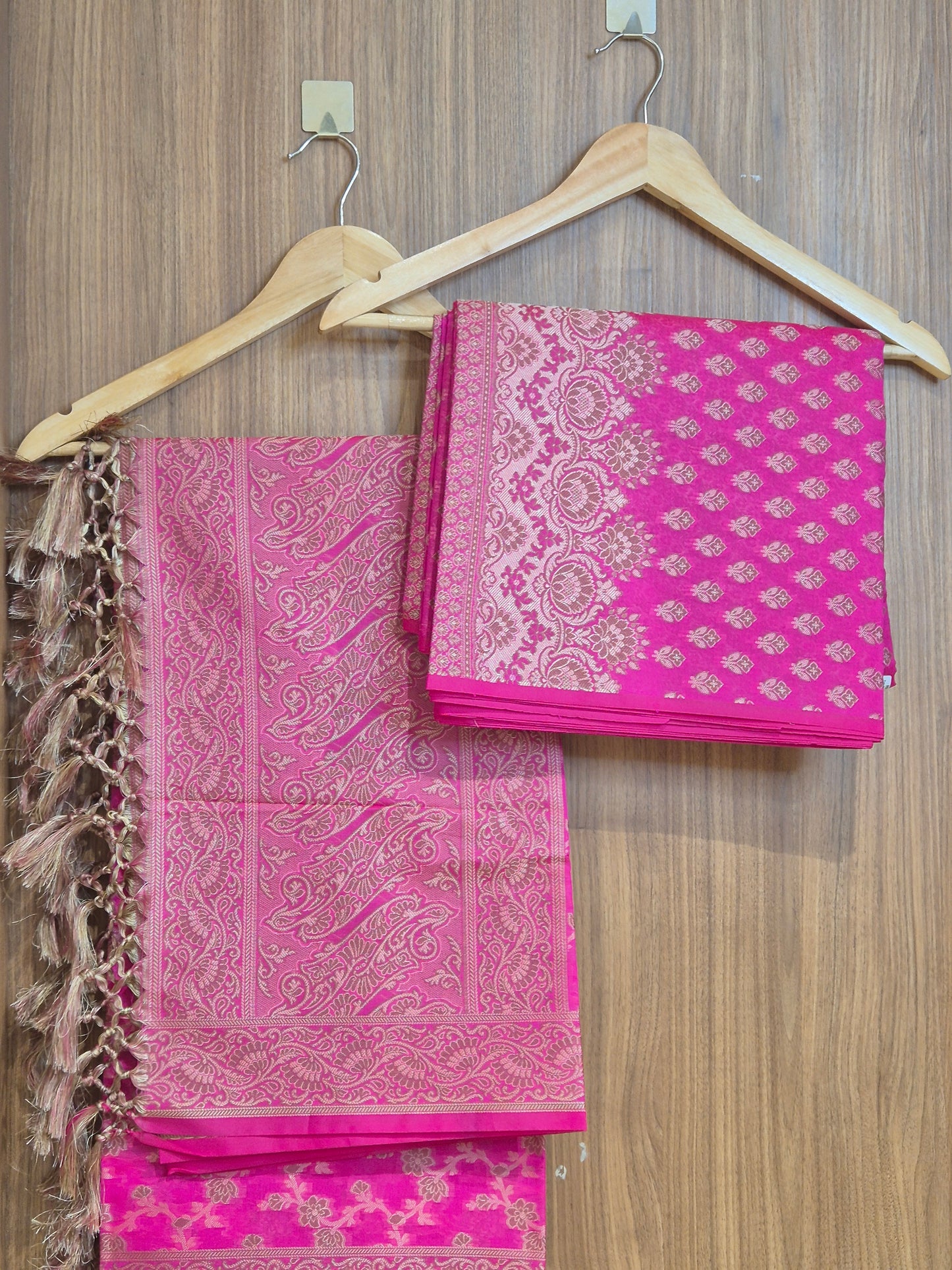 OFFER SALES UNSTITCHED SALWAR SUITS - IHA 26812