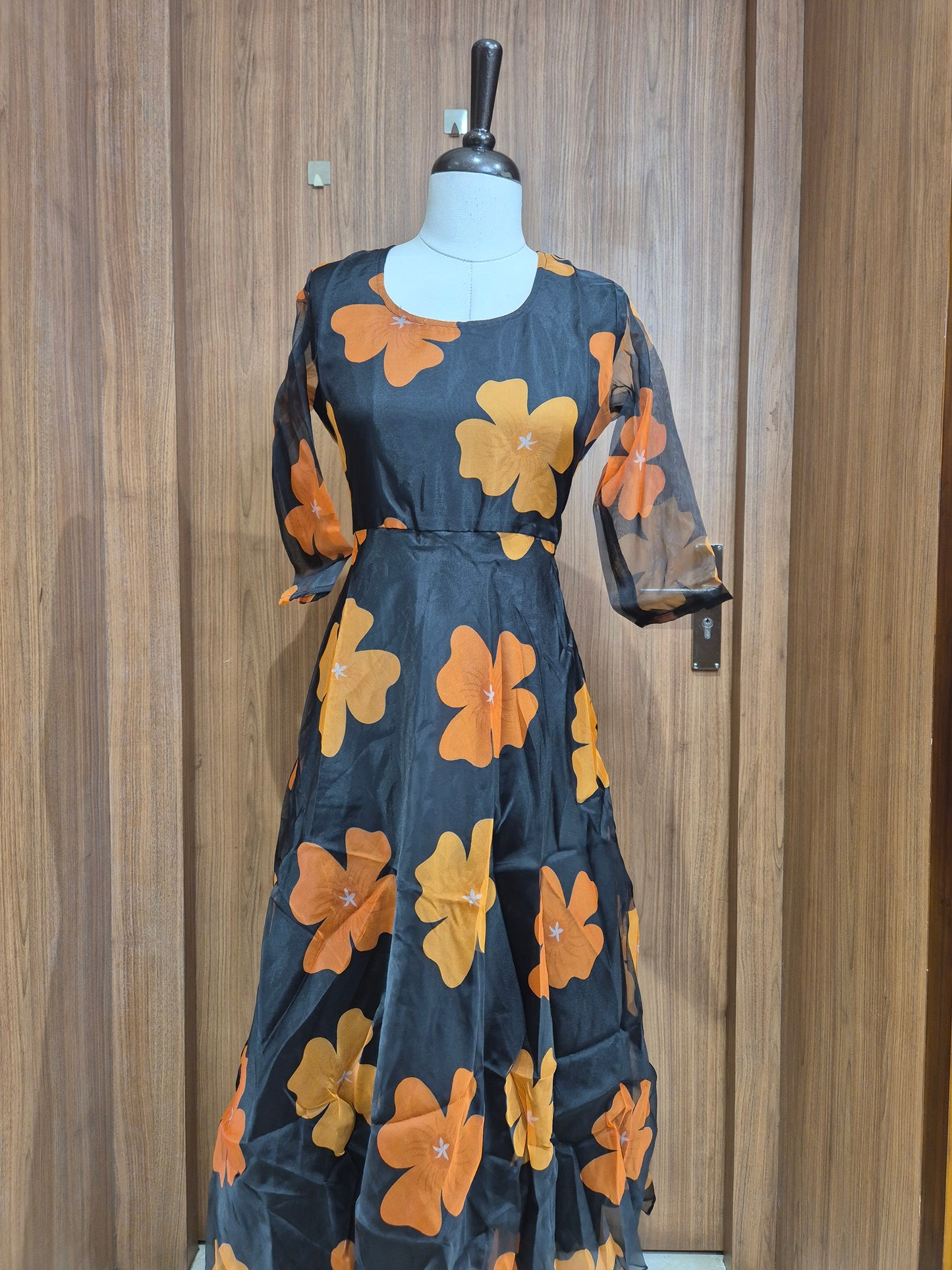 OFFER SALES TOPS COLLECTIONS  - IHA 26749