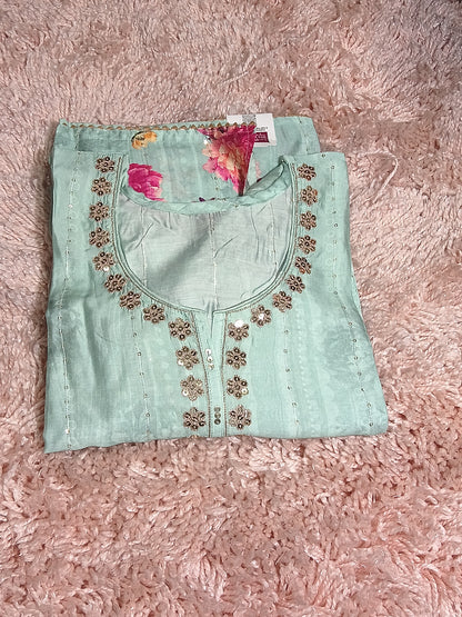 OFFER SALES UNSTITCHED SALWAR SUITS -  IHA 34952