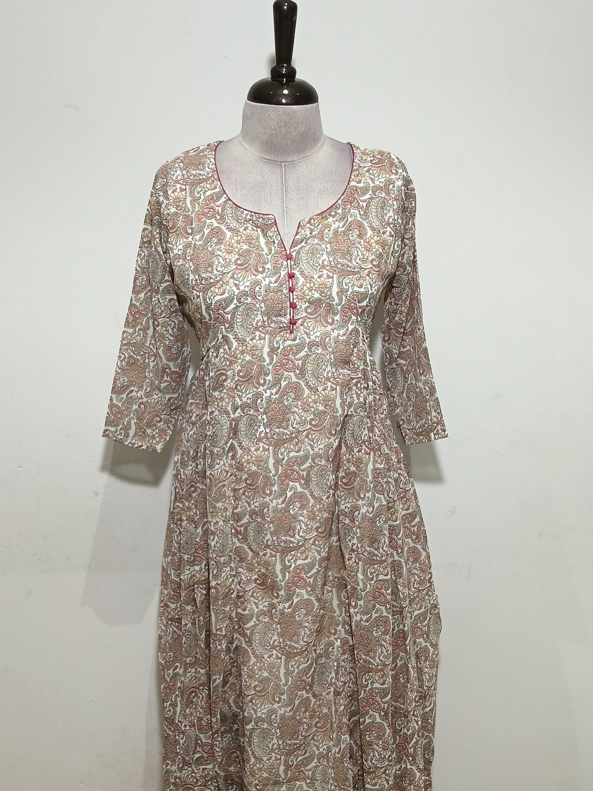 OFFER SALES TOP'S -  IHA 35675