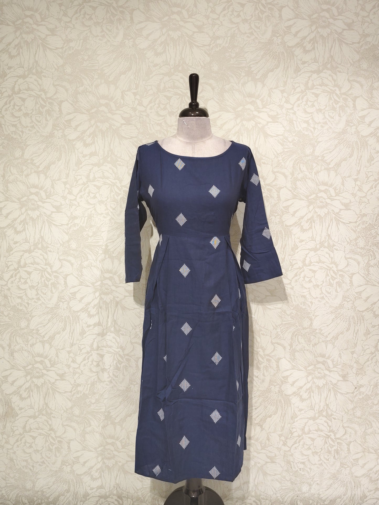 OFFER SALES TOPS COLLECTIONS - IHA 27082