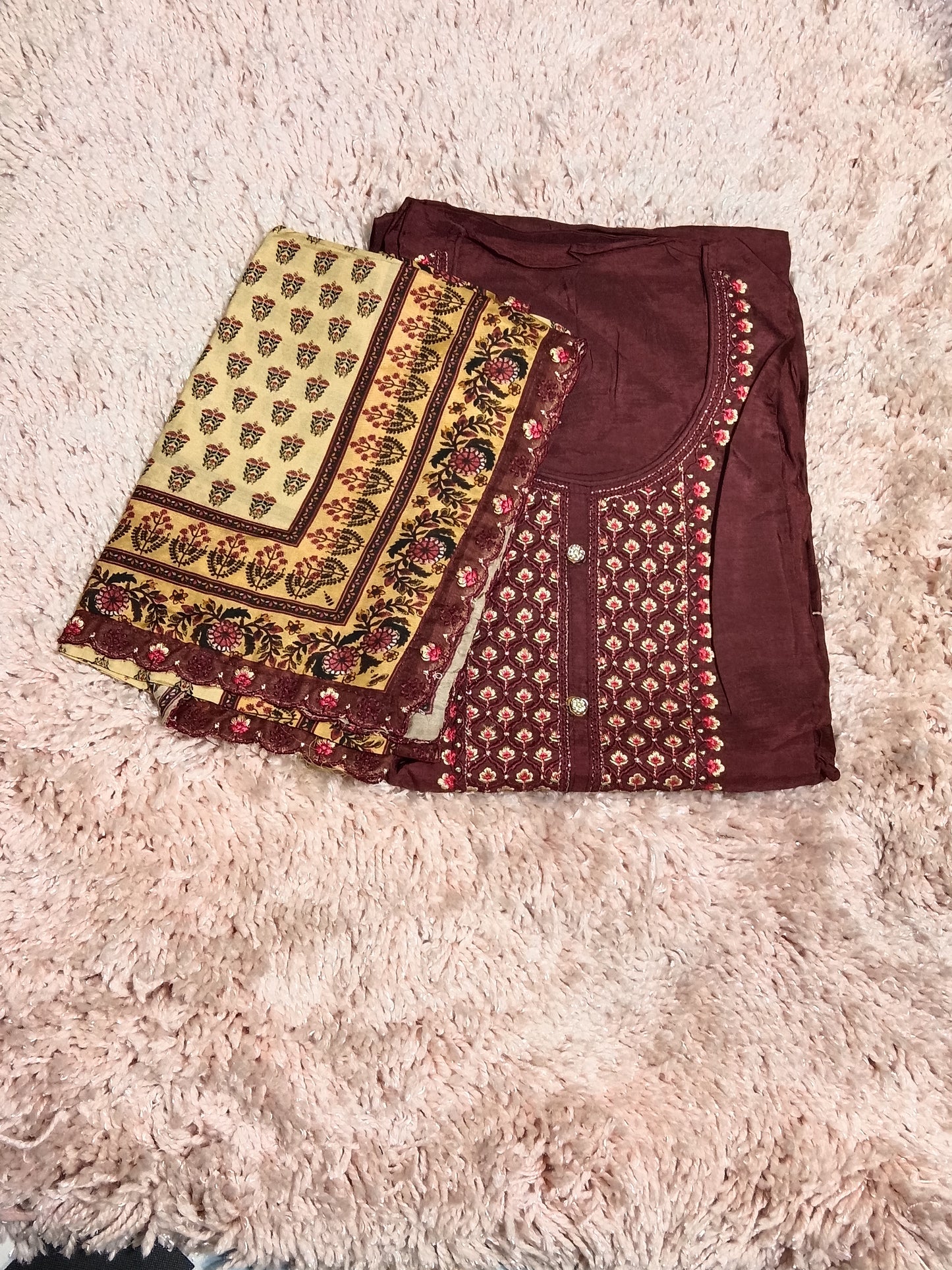 OFFER SALES UNSTITCHED SALWAR SUITS -  IHA 34792