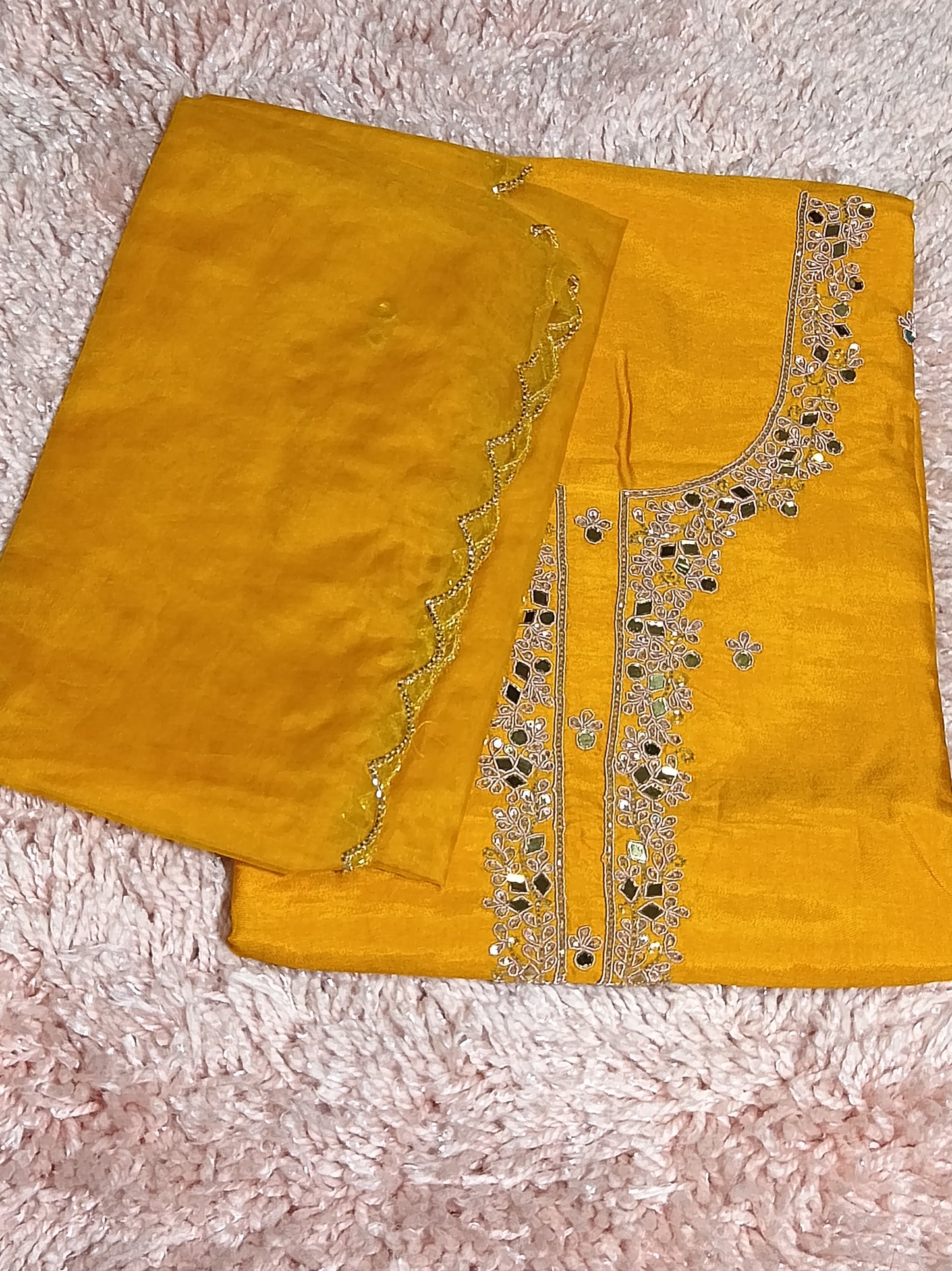 OFFER SALES UNSTITCHED SALWAR SUITS -  IHA 35160