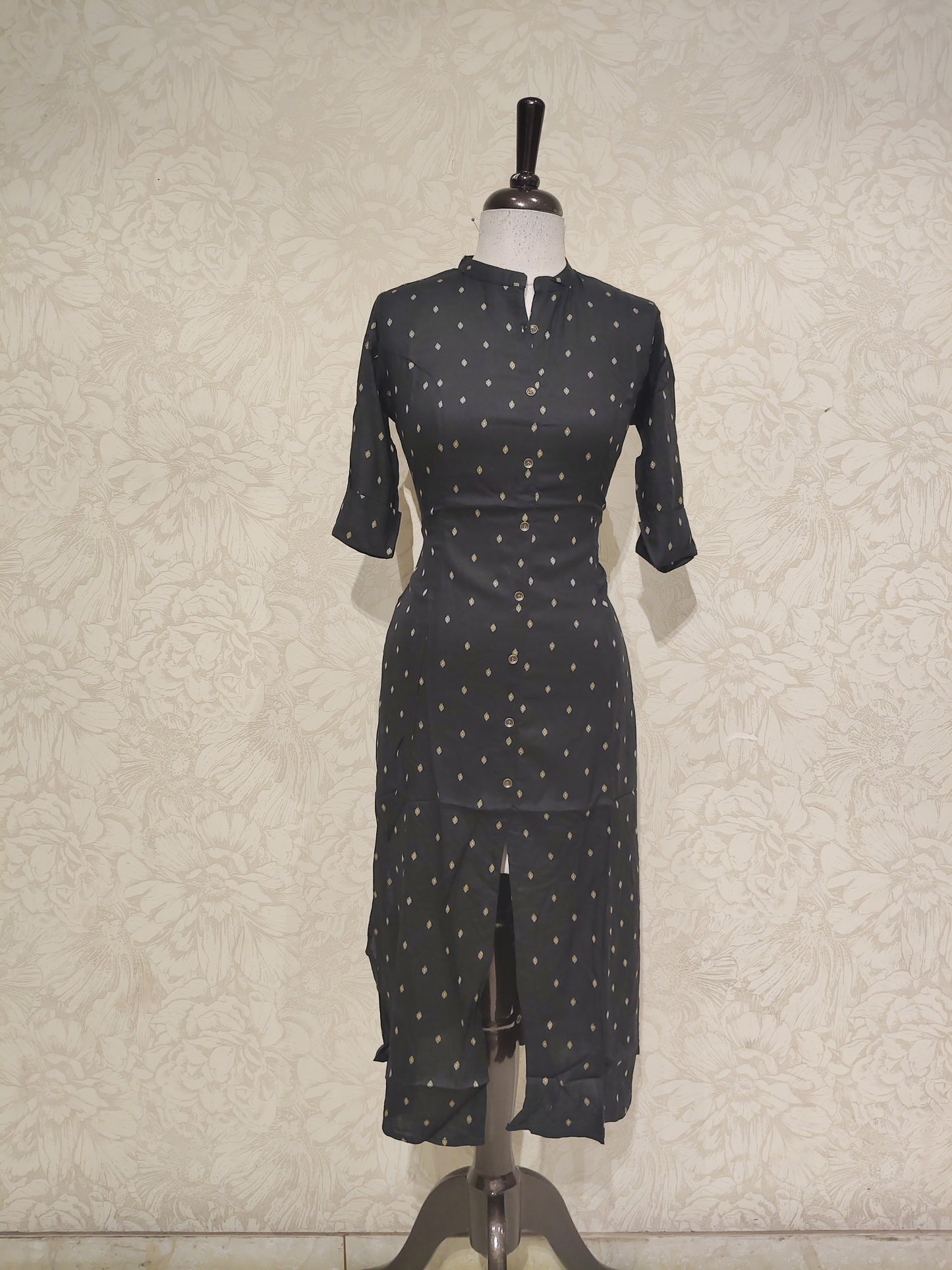 OFFER SALES TOPS COLLECTIONS - IHA 28479