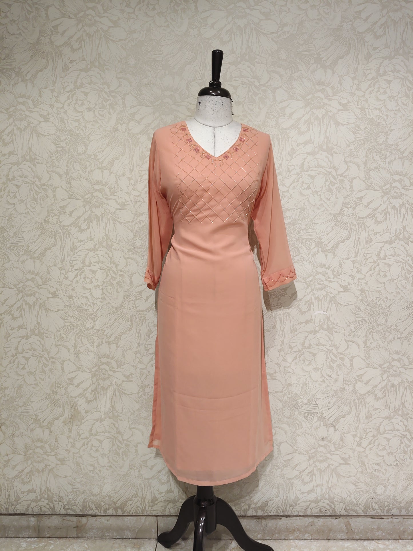 OFFER SALES TOP ONLY COLLECTIONS  - IHA 27845