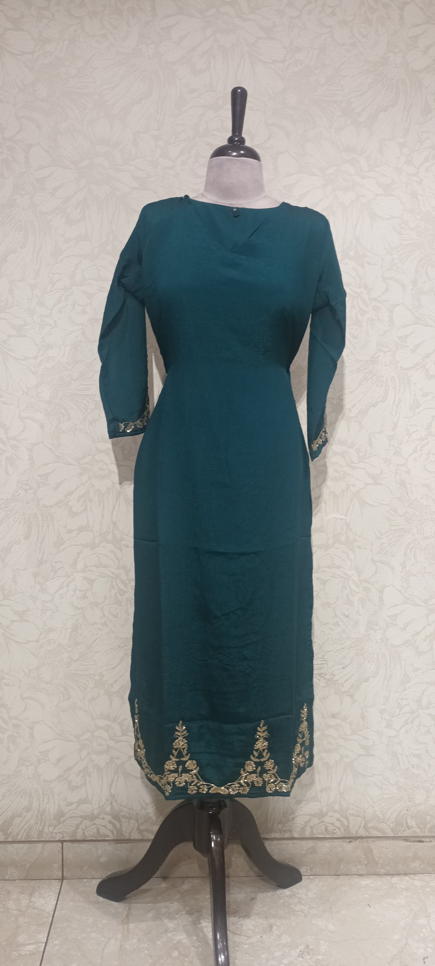 OFFER SALES TOPS COLLECTIONS  - IHA 27140
