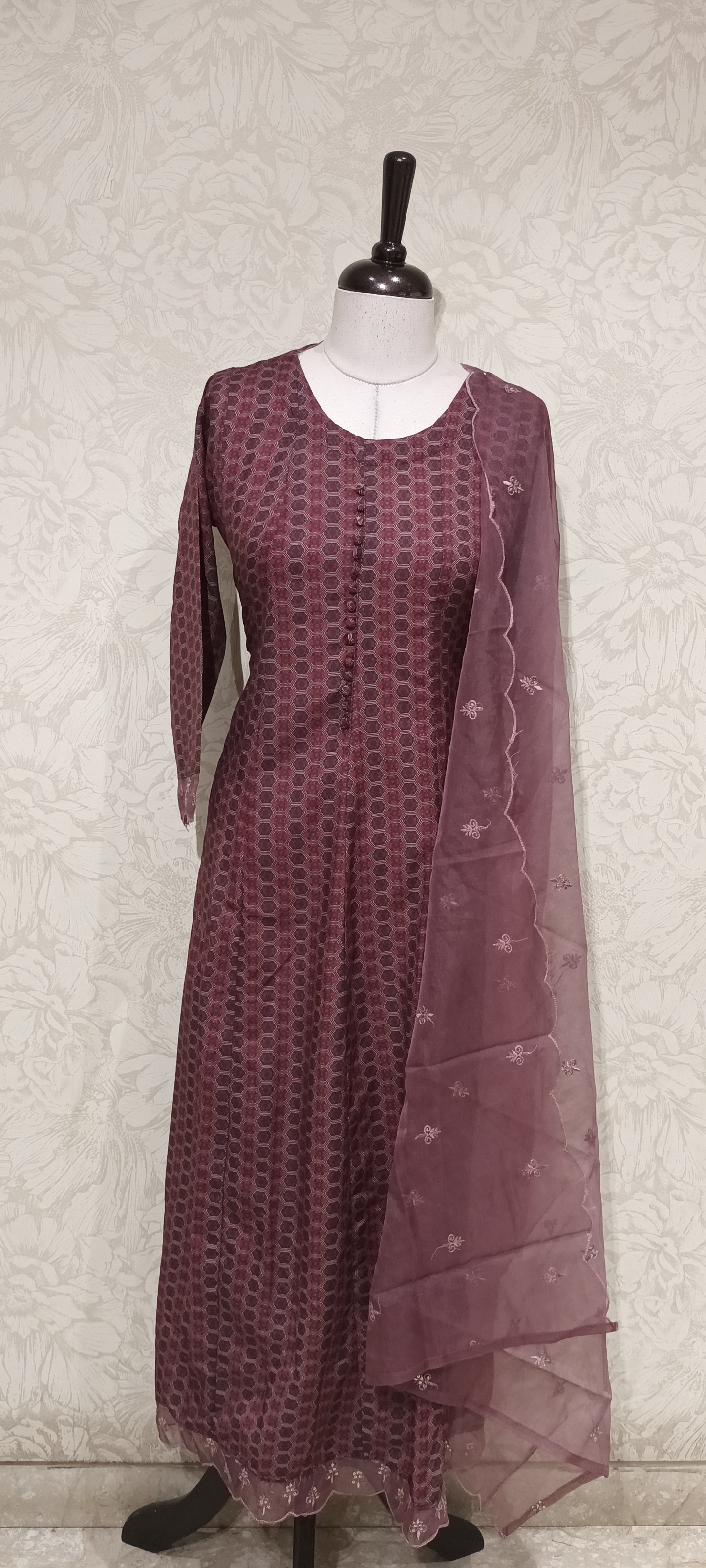OFFER SALES TOPS COLLECTIONS - IHA 27133