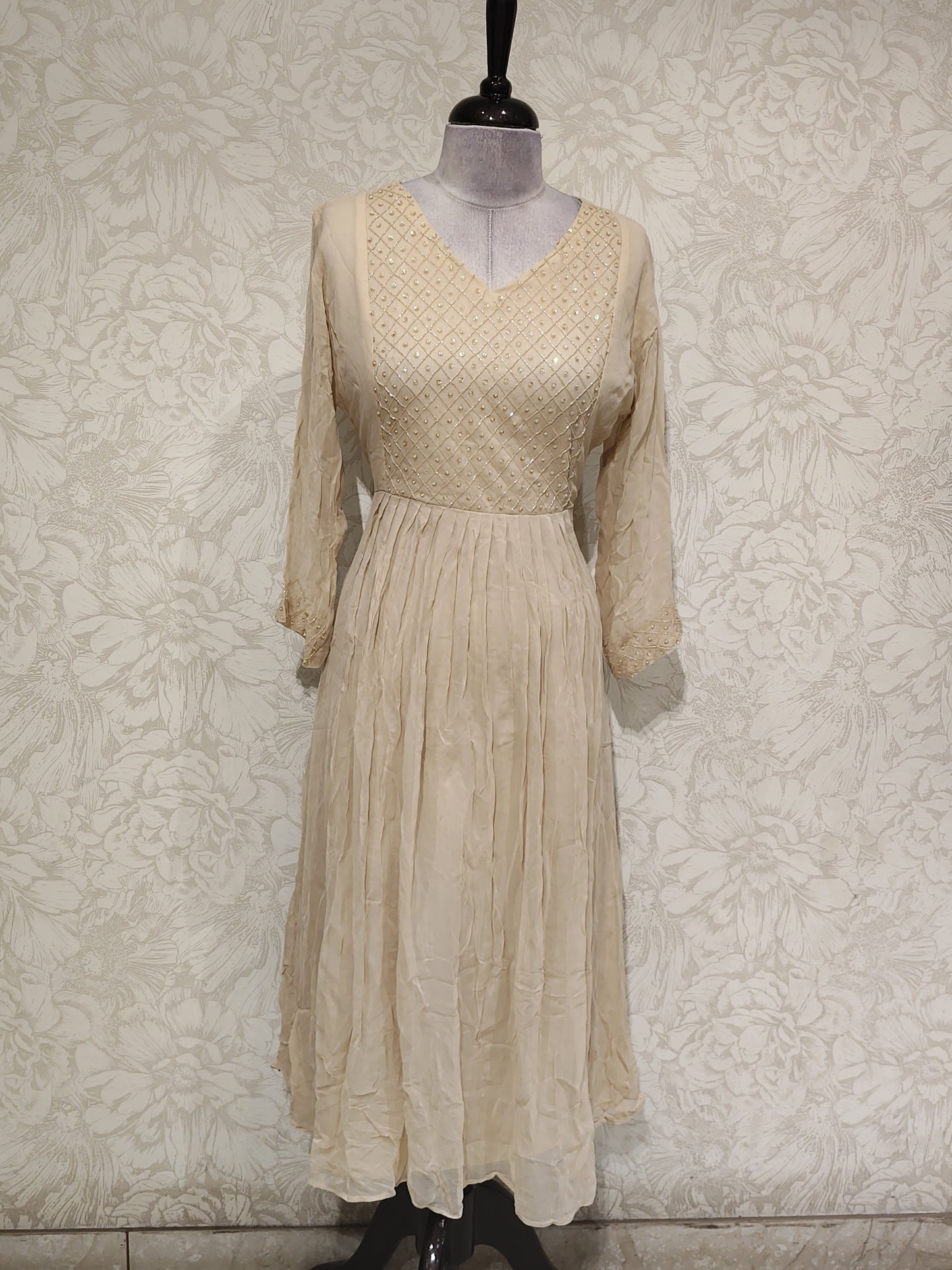 OFFER SALES TOPS COLLECTIONS  - IHA 27140