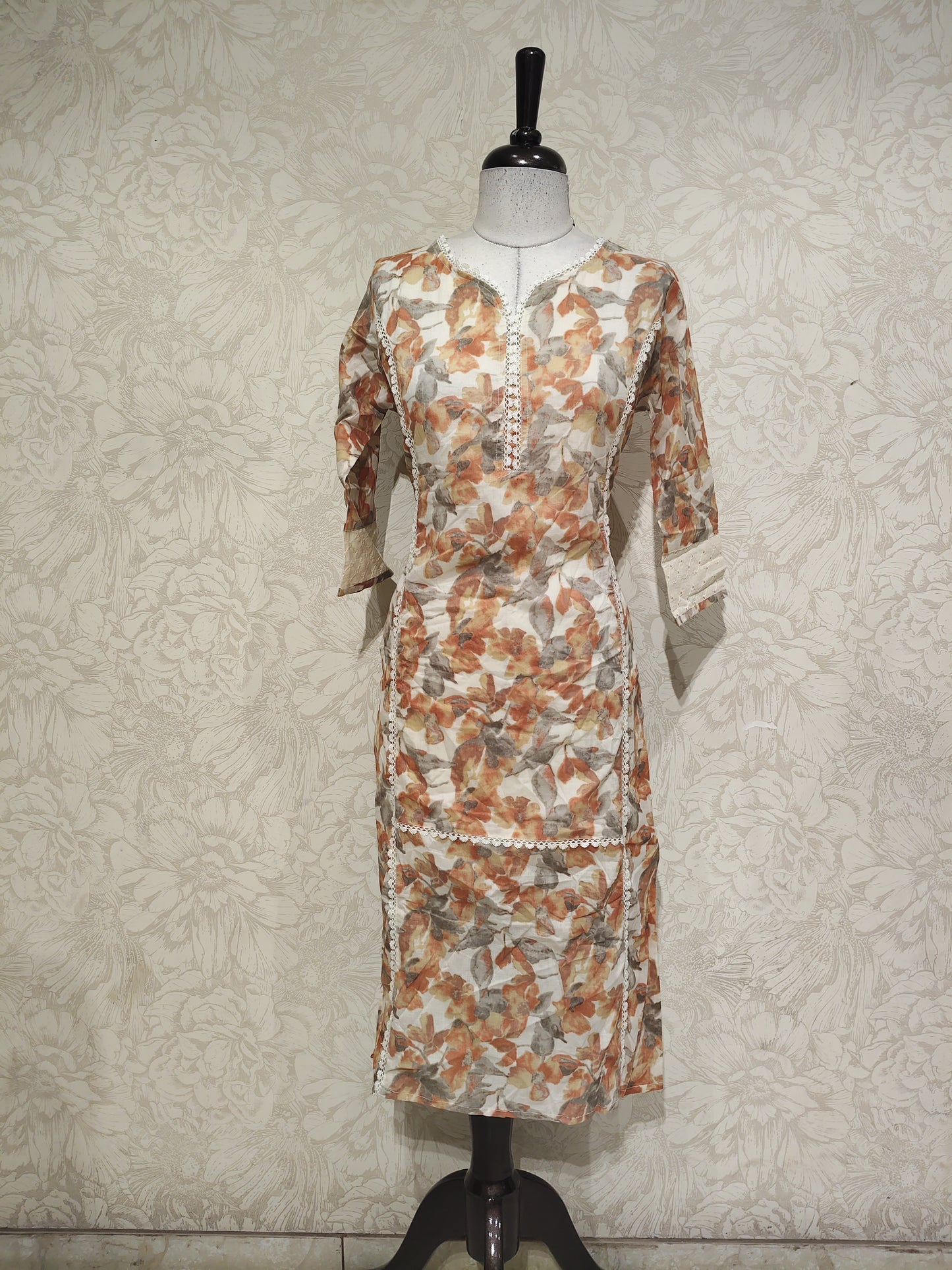 OFFER SALES TOPS COLLECTIONS - IHA 28479