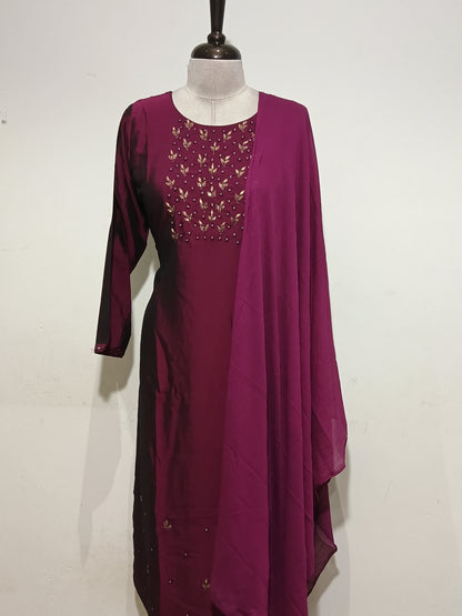 OFFER SALES READY TO WEAR SETS  -  IHA 35622