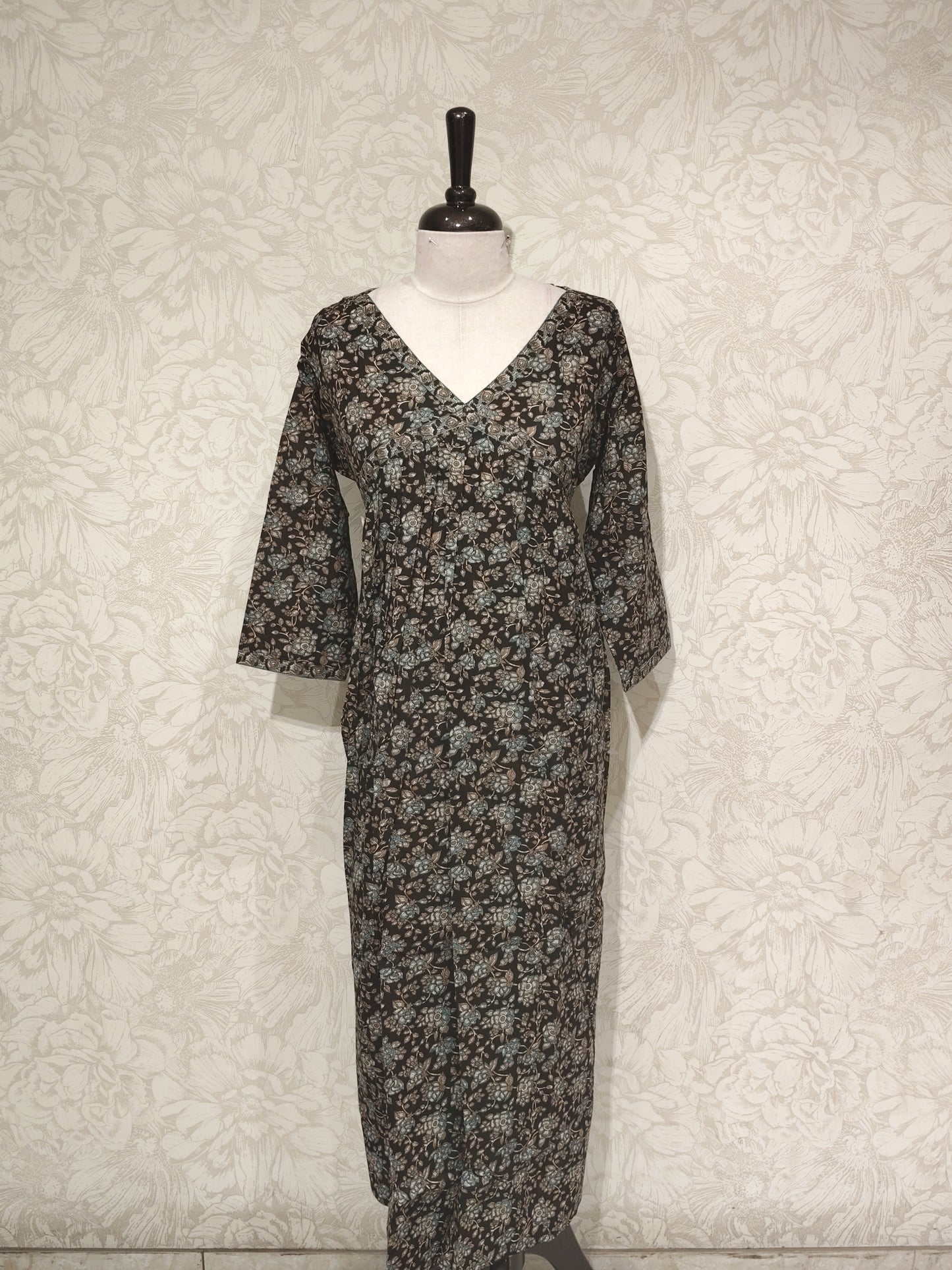 OFFER SALES TOPS COLLECTIONS - IHA 27082