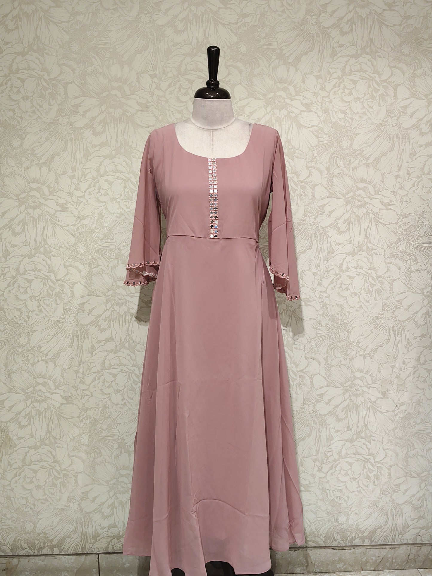 OFFER SALES TOPS COLLECTIONS - IHA 27166