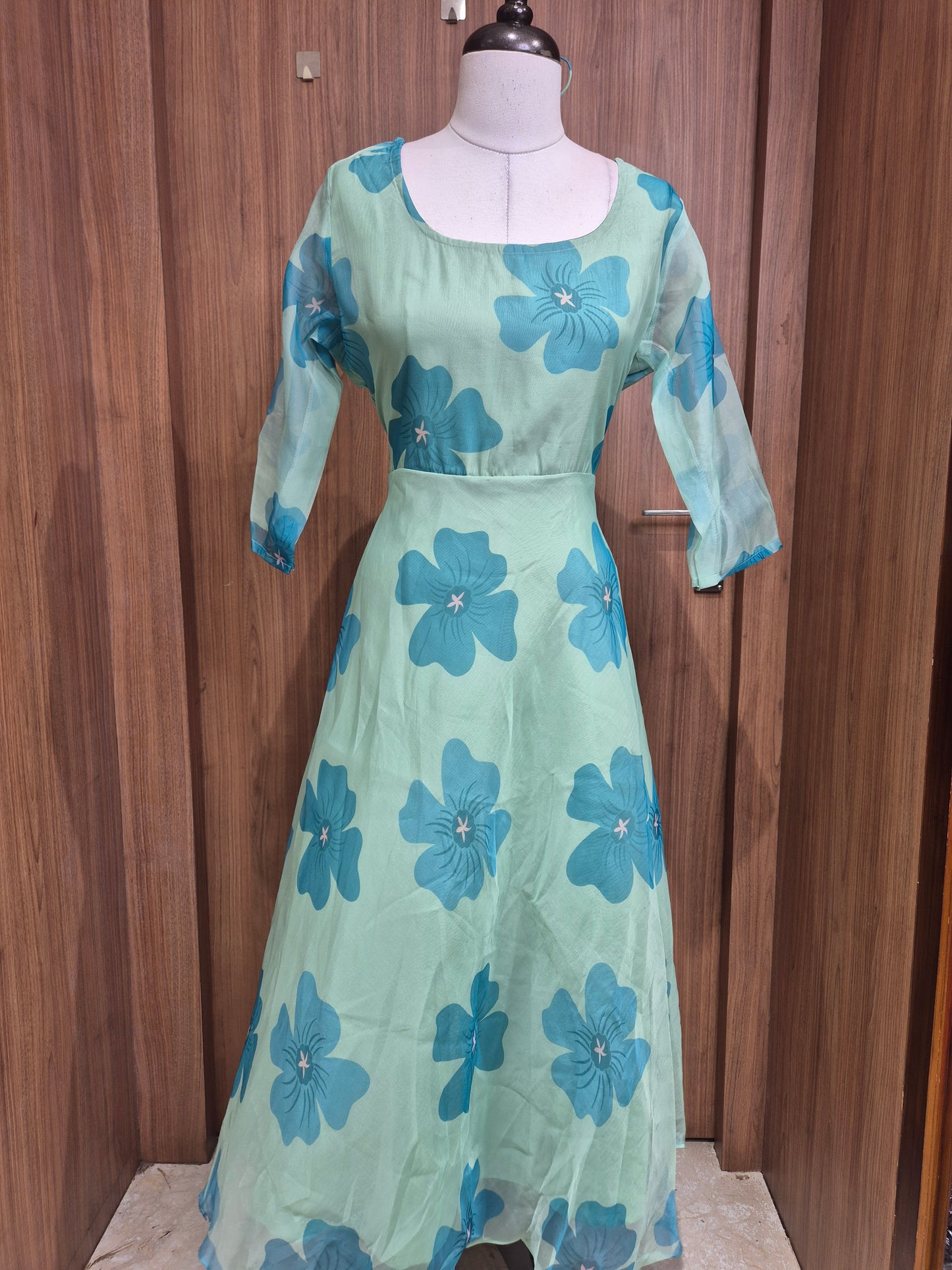 OFFER SALES TOPS COLLECTIONS  - IHA 26749
