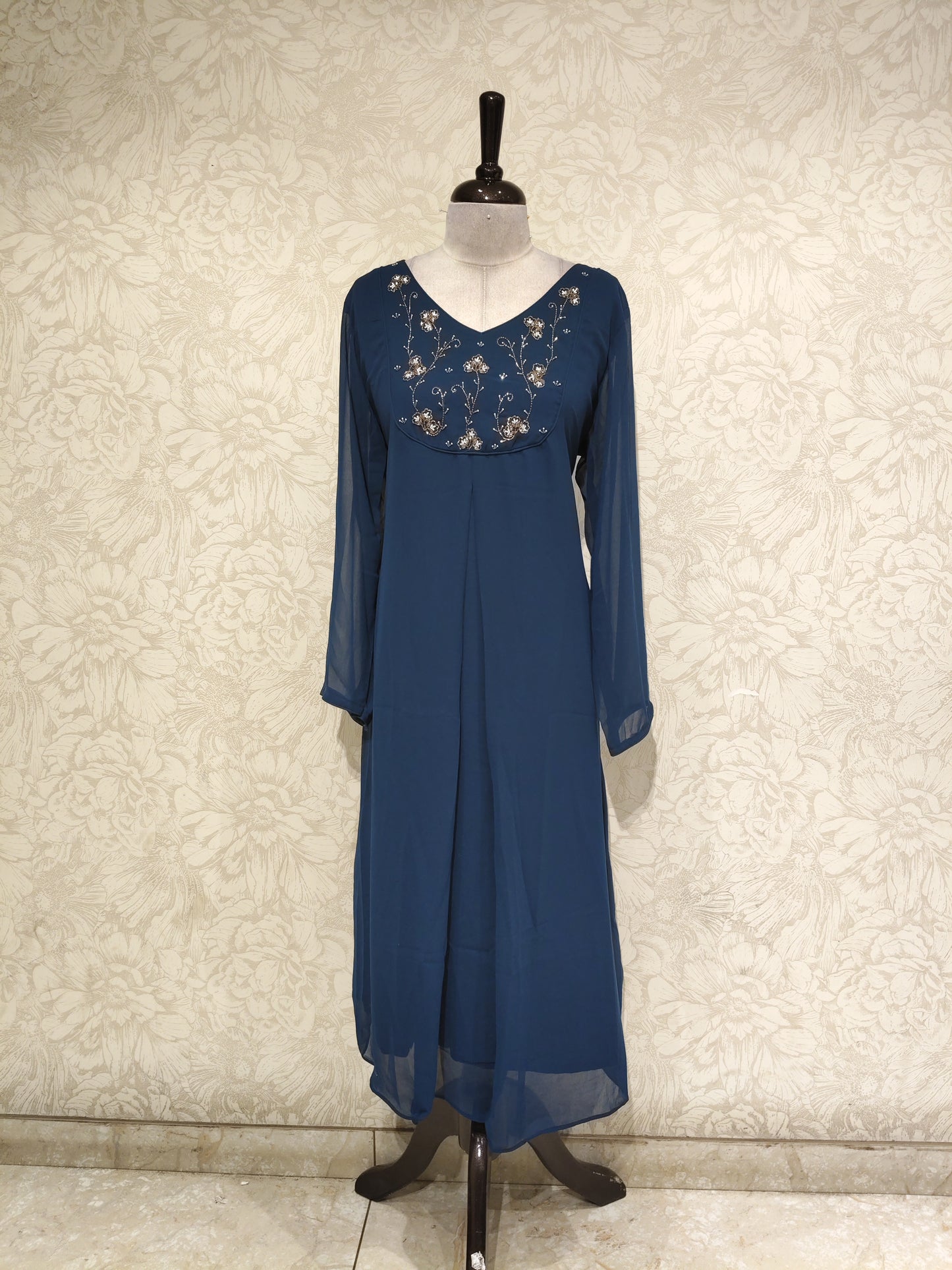 OFFER SALES TOP ONLY COLLECTIONS  - IHA 27845