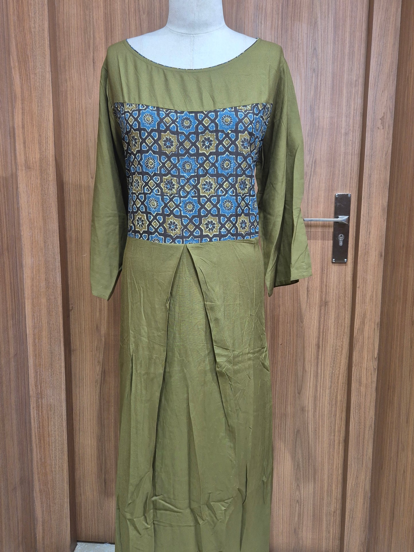 OFFER SALES TOPS COLLECTIONS  - IHA 26749