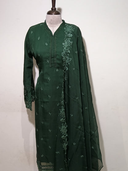 OFFER SALES READY TO WEAR SETS  -  IHA 35622