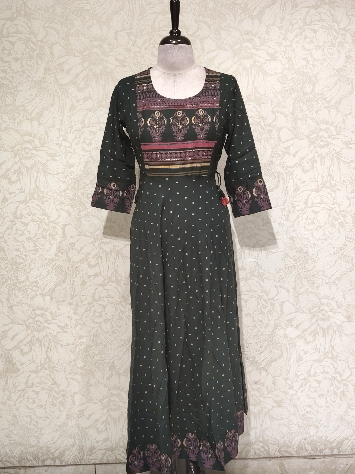 OFFER SALES TOPS COLLECTIONS - IHA 27166