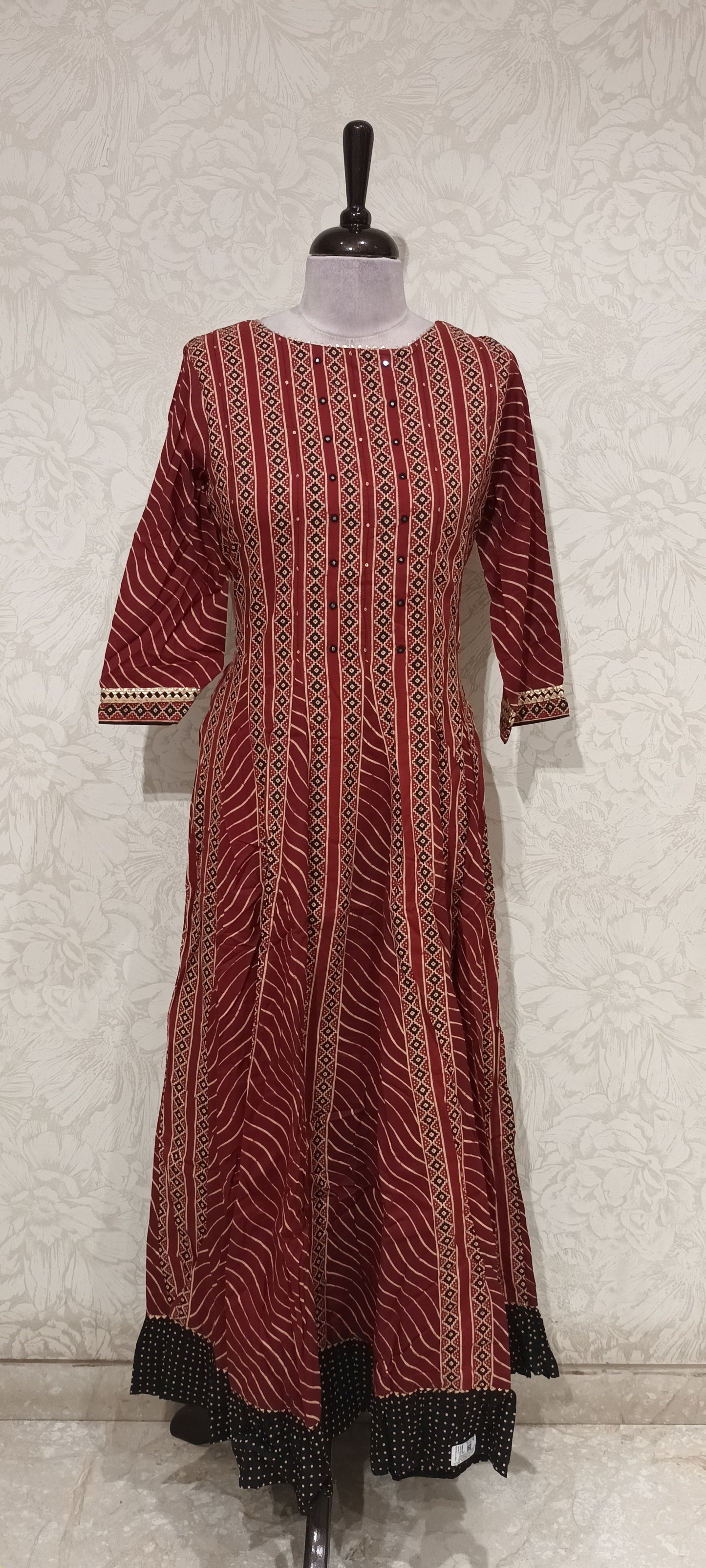 OFFER SALES TOPS COLLECTIONS - IHA 27133