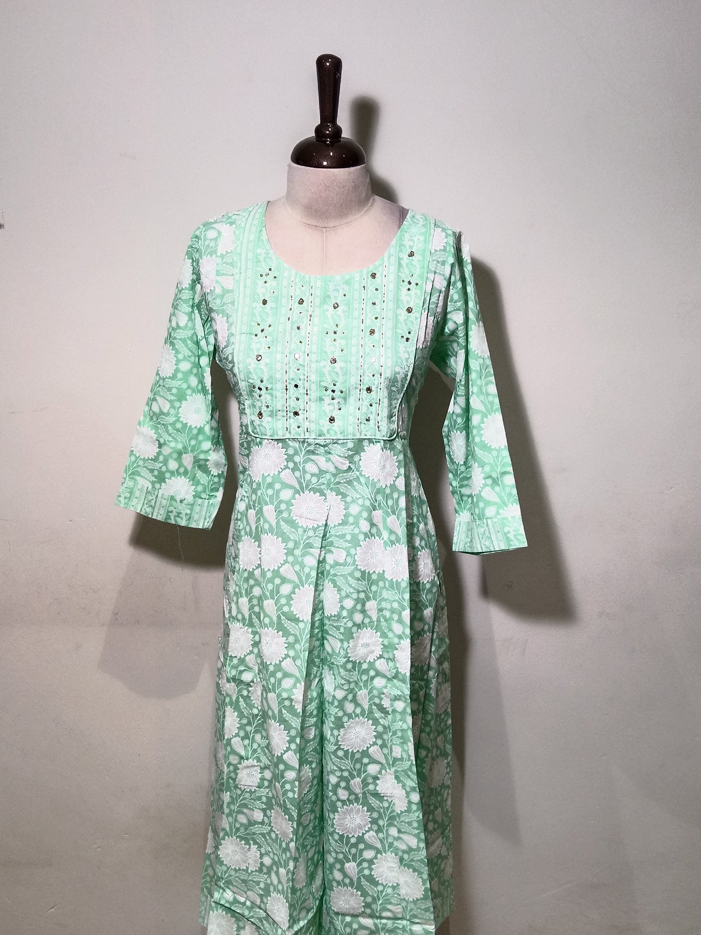 OFFER SALES TOP AND BOTTOM  -  IHA 34910